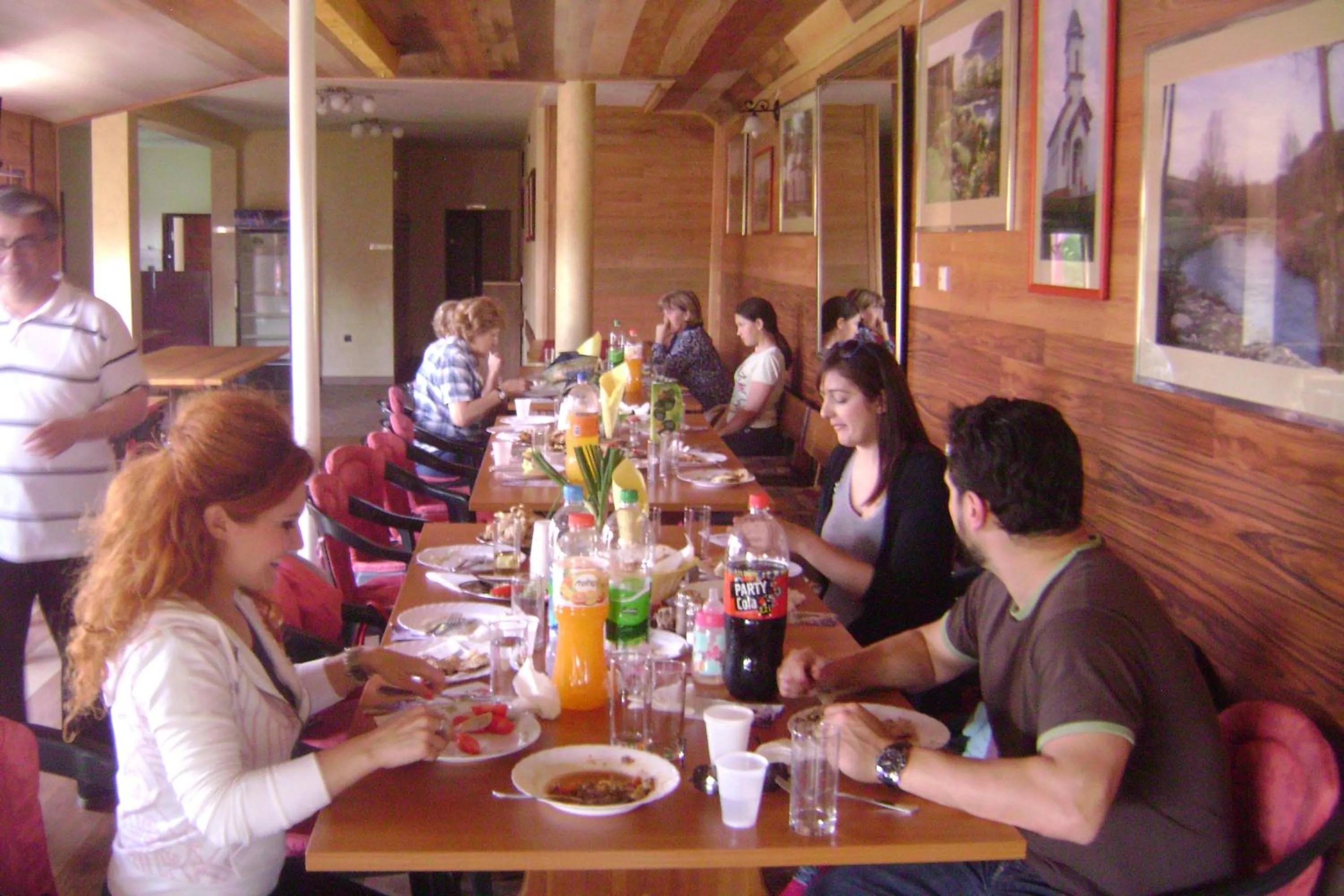 Restaurant/places to eat in Resort Čokori