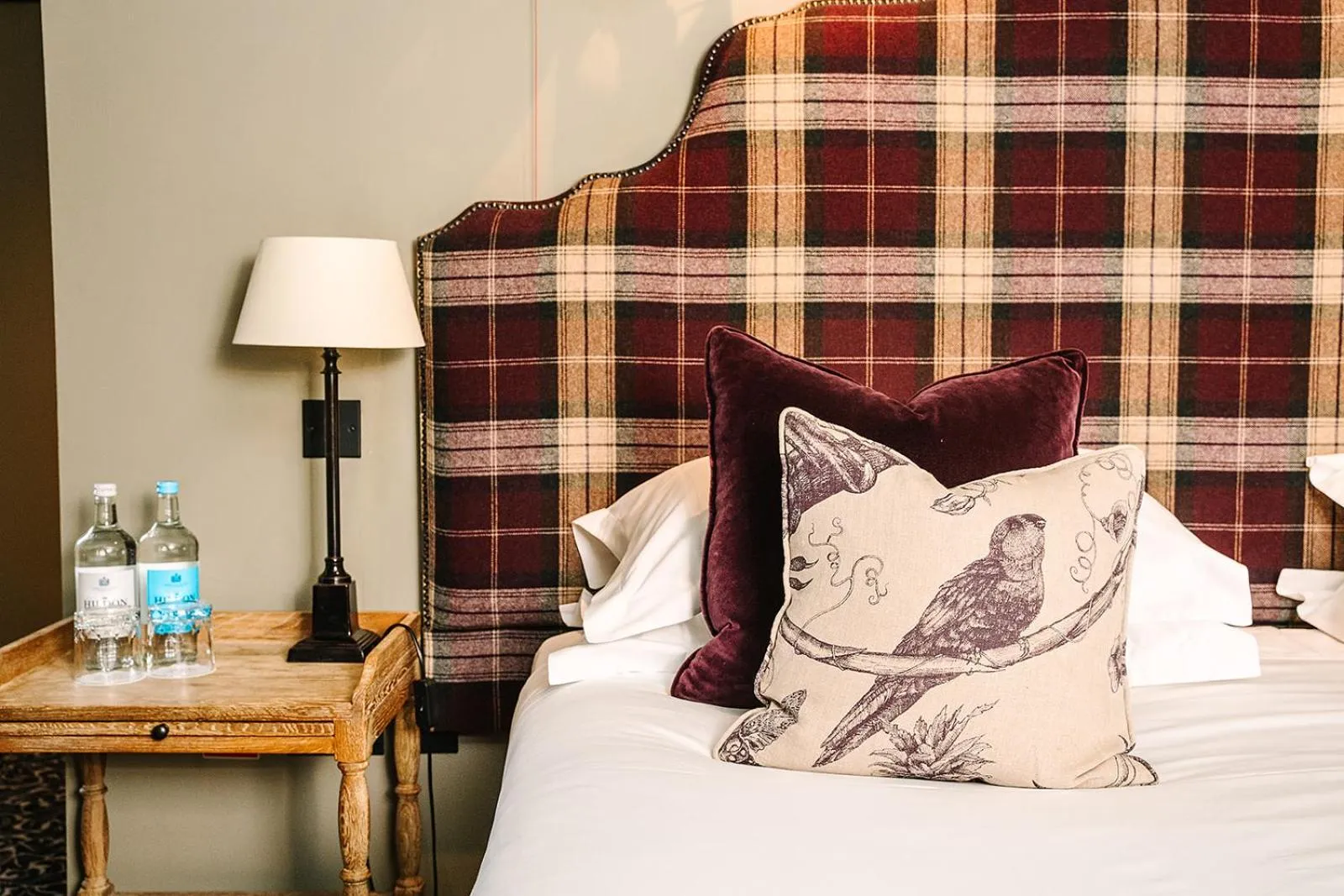 Bedroom, Bed in The Lygon Arms - an Iconic Luxury Hotel