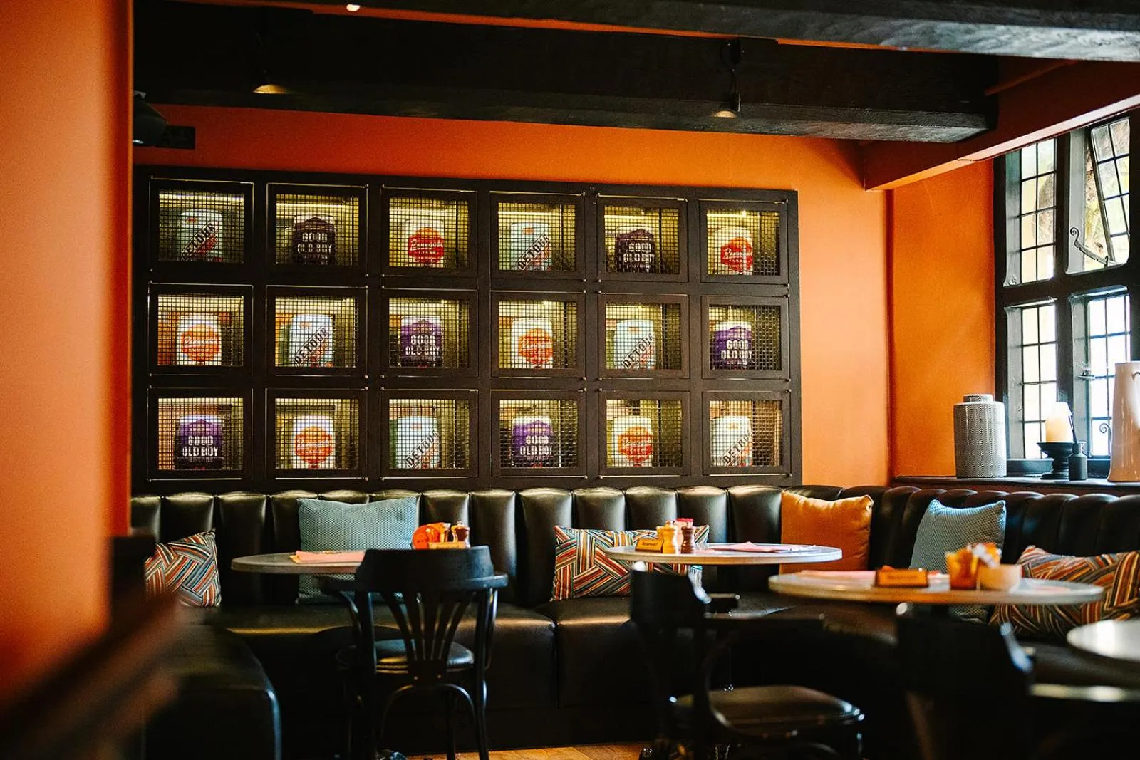 Restaurant/places to eat in The Lygon Arms - an Iconic Luxury Hotel