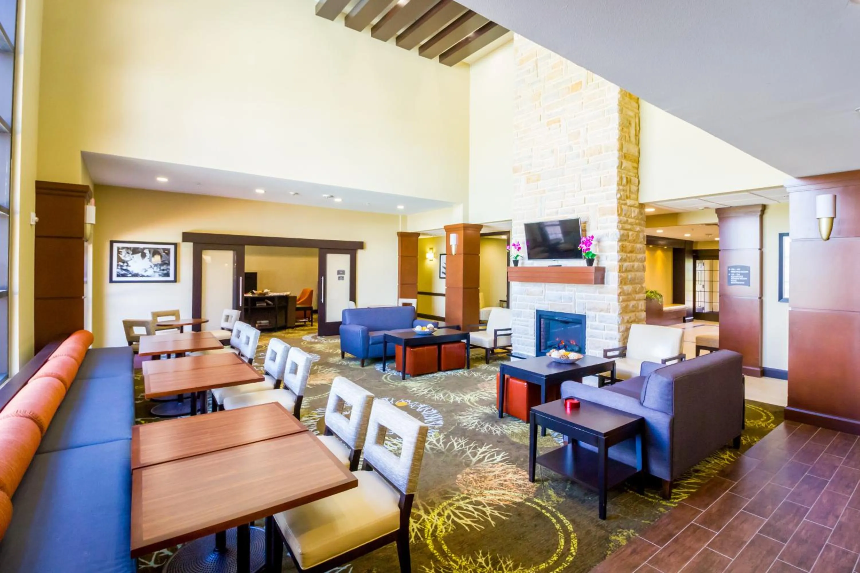 Restaurant/places to eat in Staybridge Suites Plano - Legacy West Area by IHG