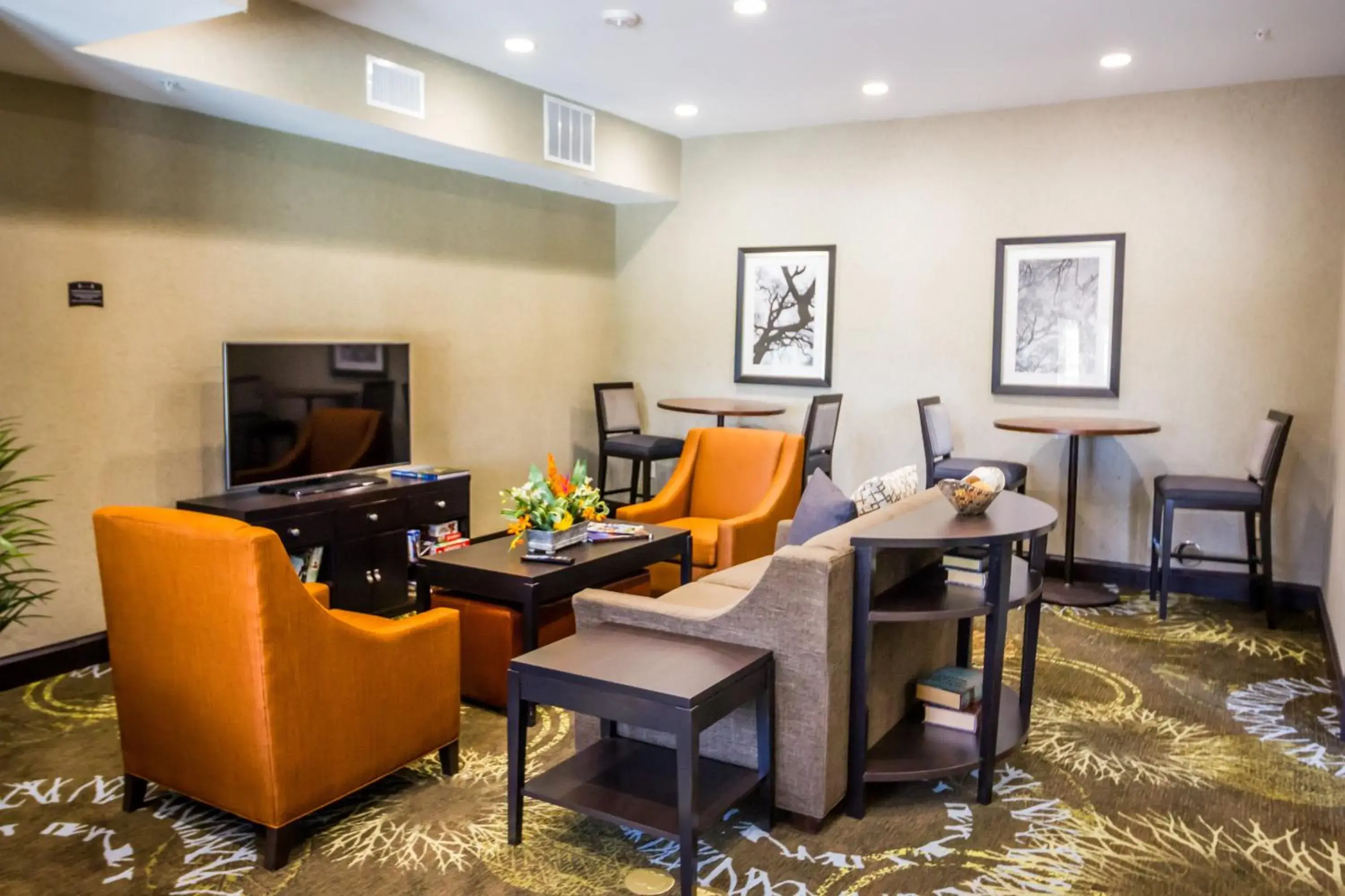 Lobby or reception in Staybridge Suites Plano - Legacy West Area by IHG Lobby or reception in Staybridge Suites Plano - Legacy West Area by IHG