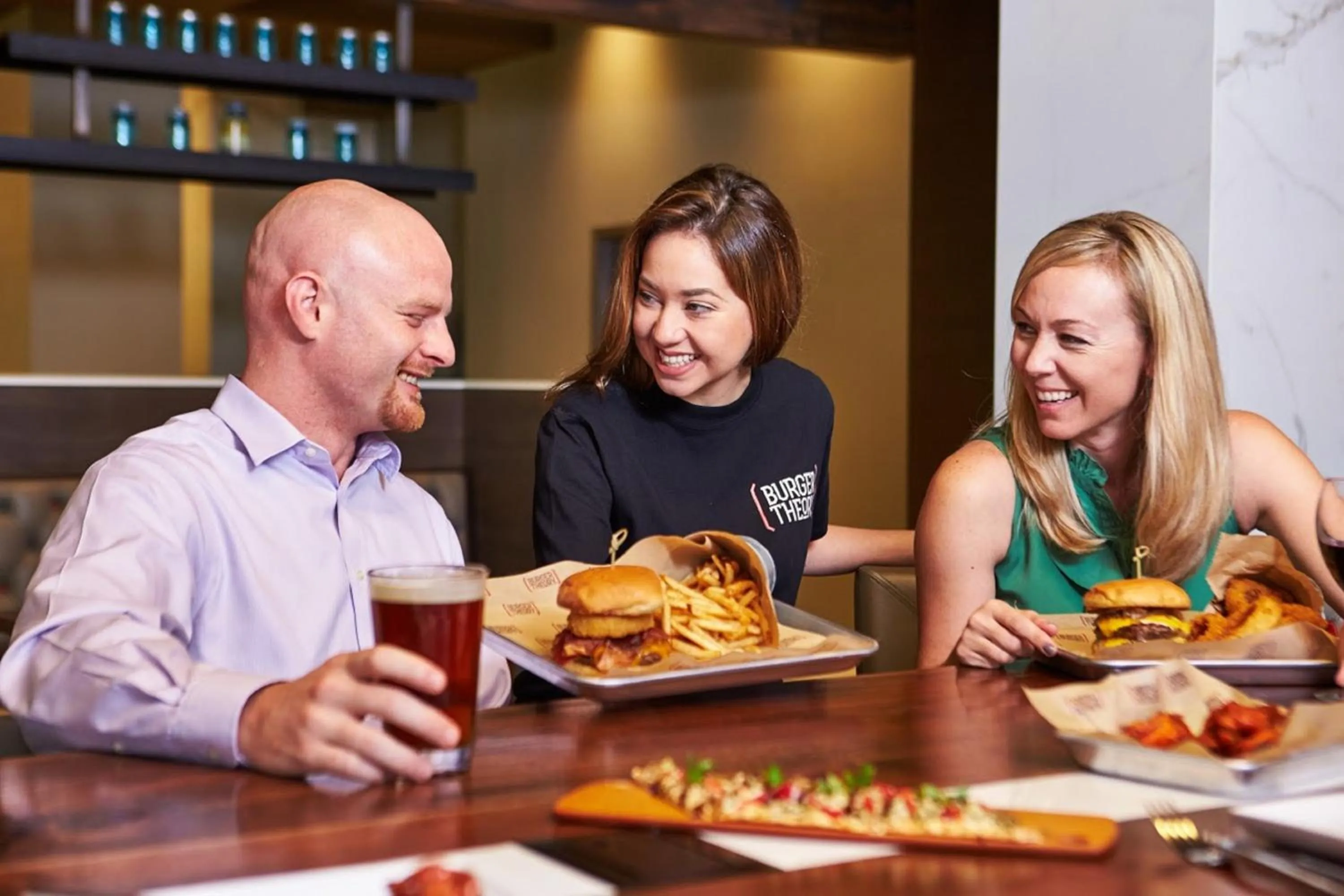 Restaurant/places to eat in Holiday Inn Houston Downtown by IHG