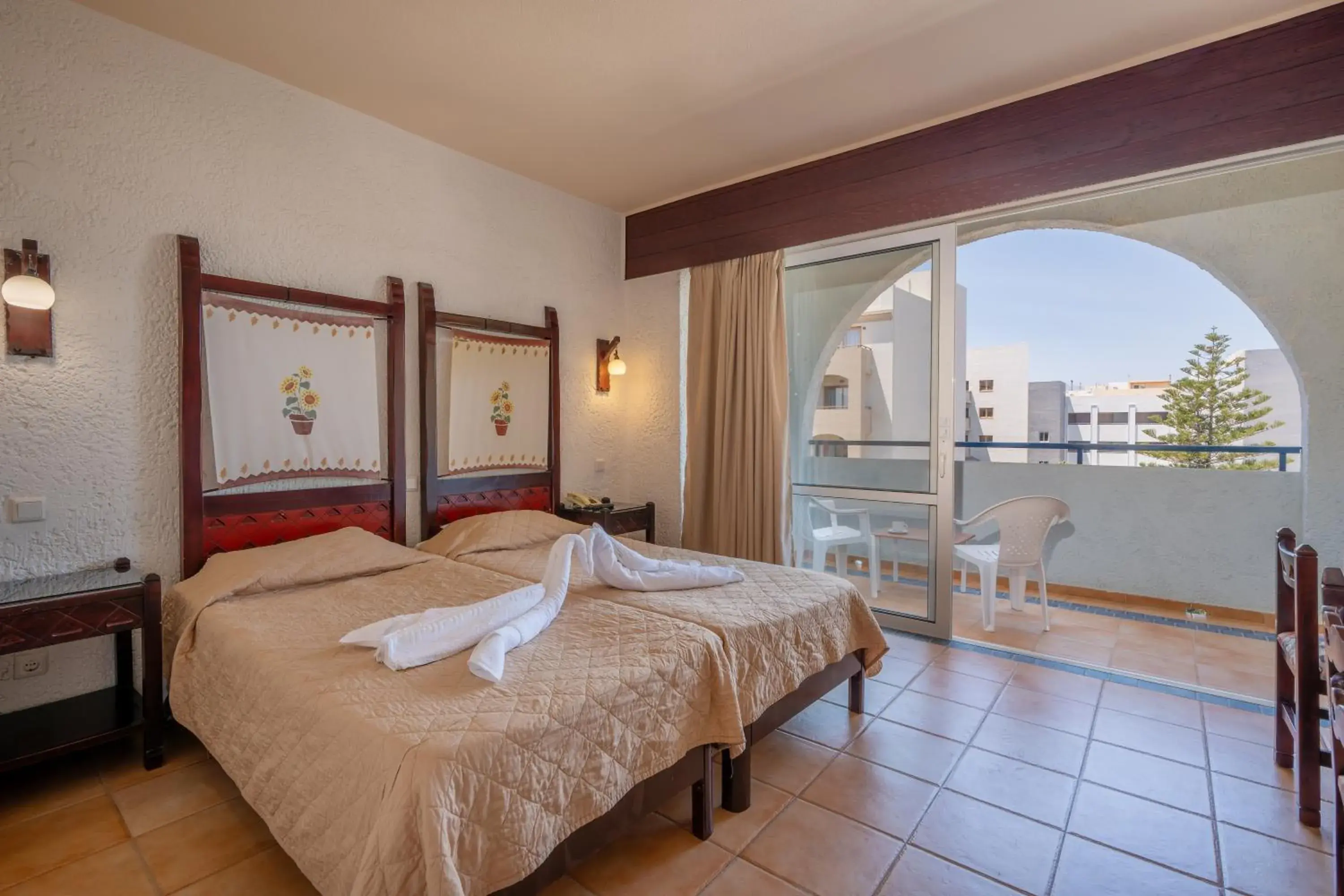 Twin Room in Lefkoniko Residence Beach & Bay Twin Room in Lefkoniko Residence Beach & Bay