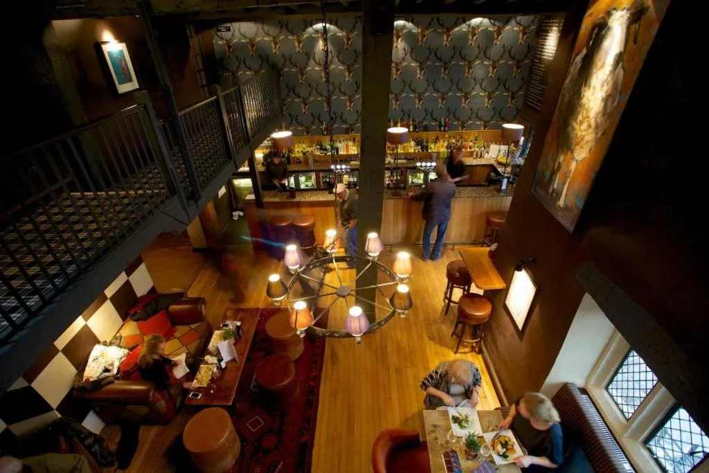 Lounge or bar in The Broadway Hotel