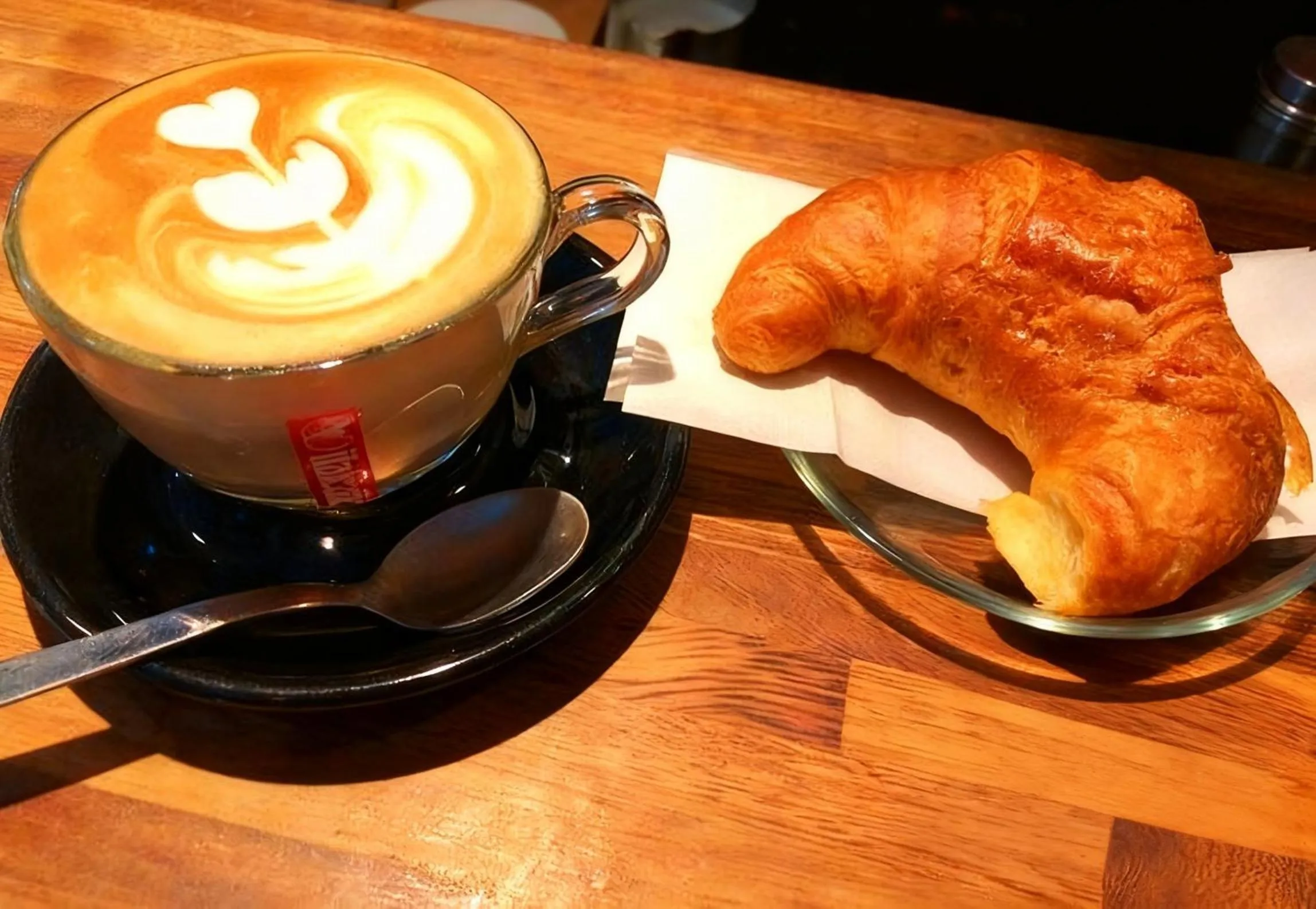 Food and drinks in Sea Pearl Luxury Rooms