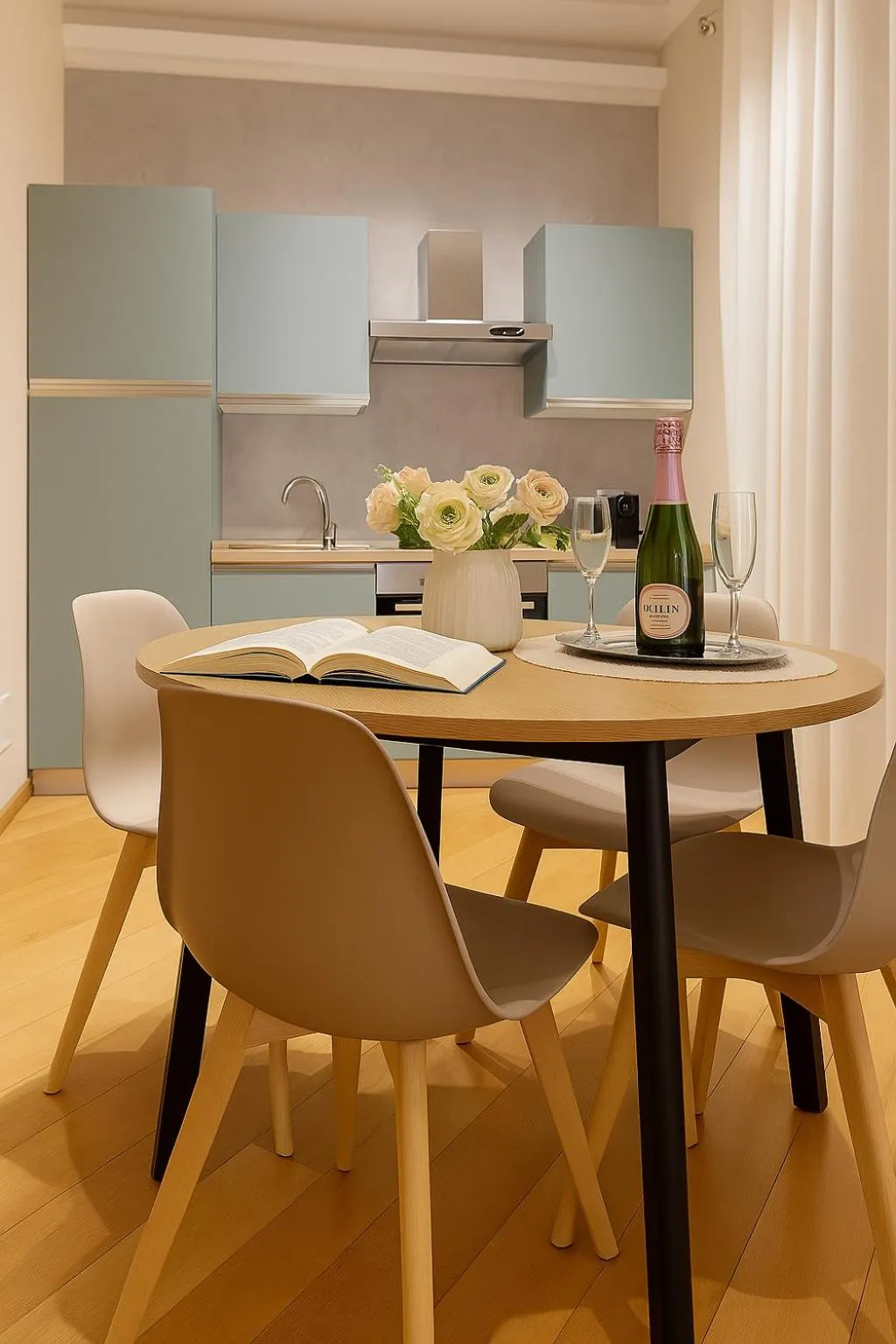 Lunch in Sea Pearl Luxury Rooms