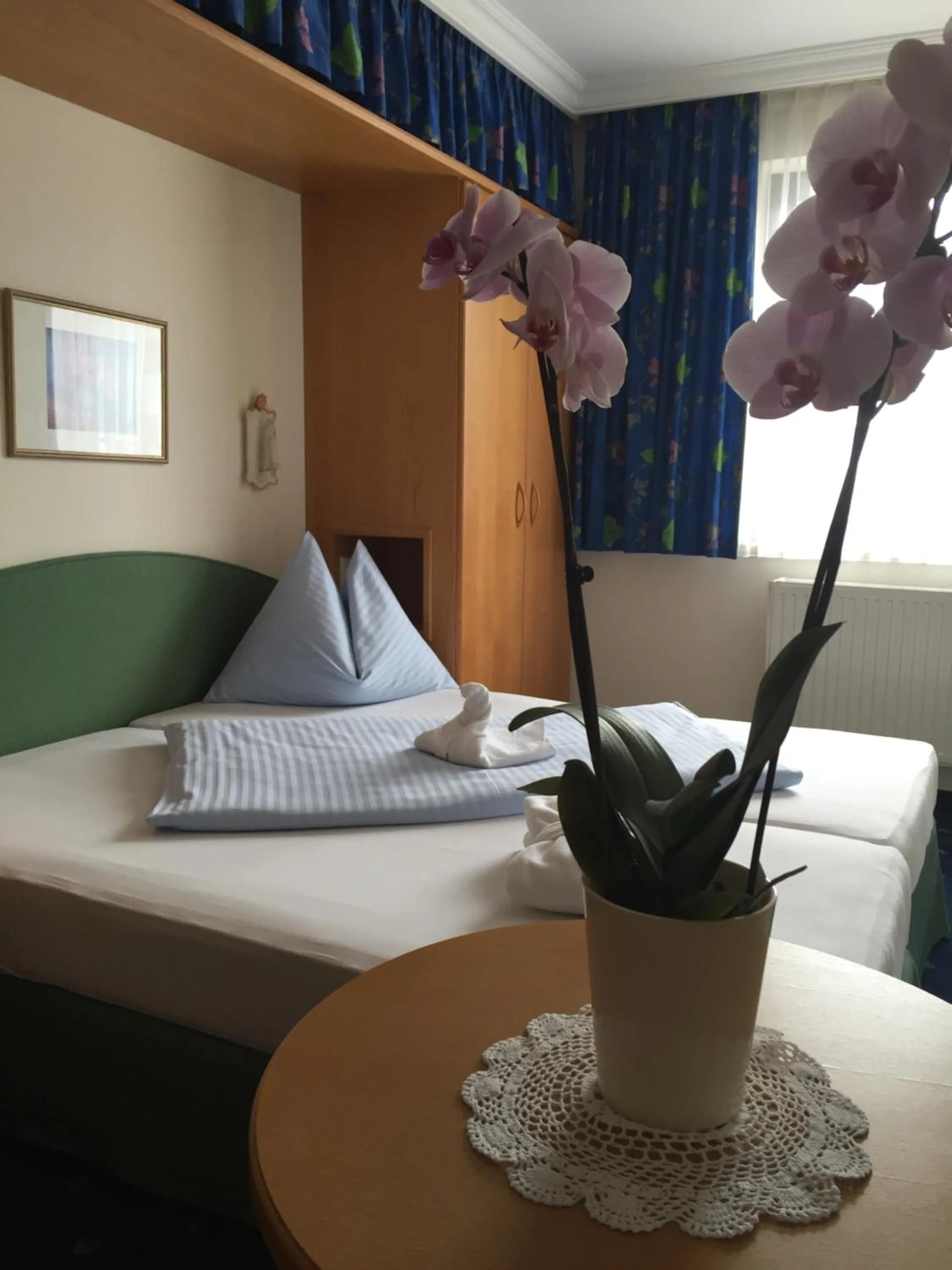 Bedroom, Bed in Hotel-Skischule Krallinger