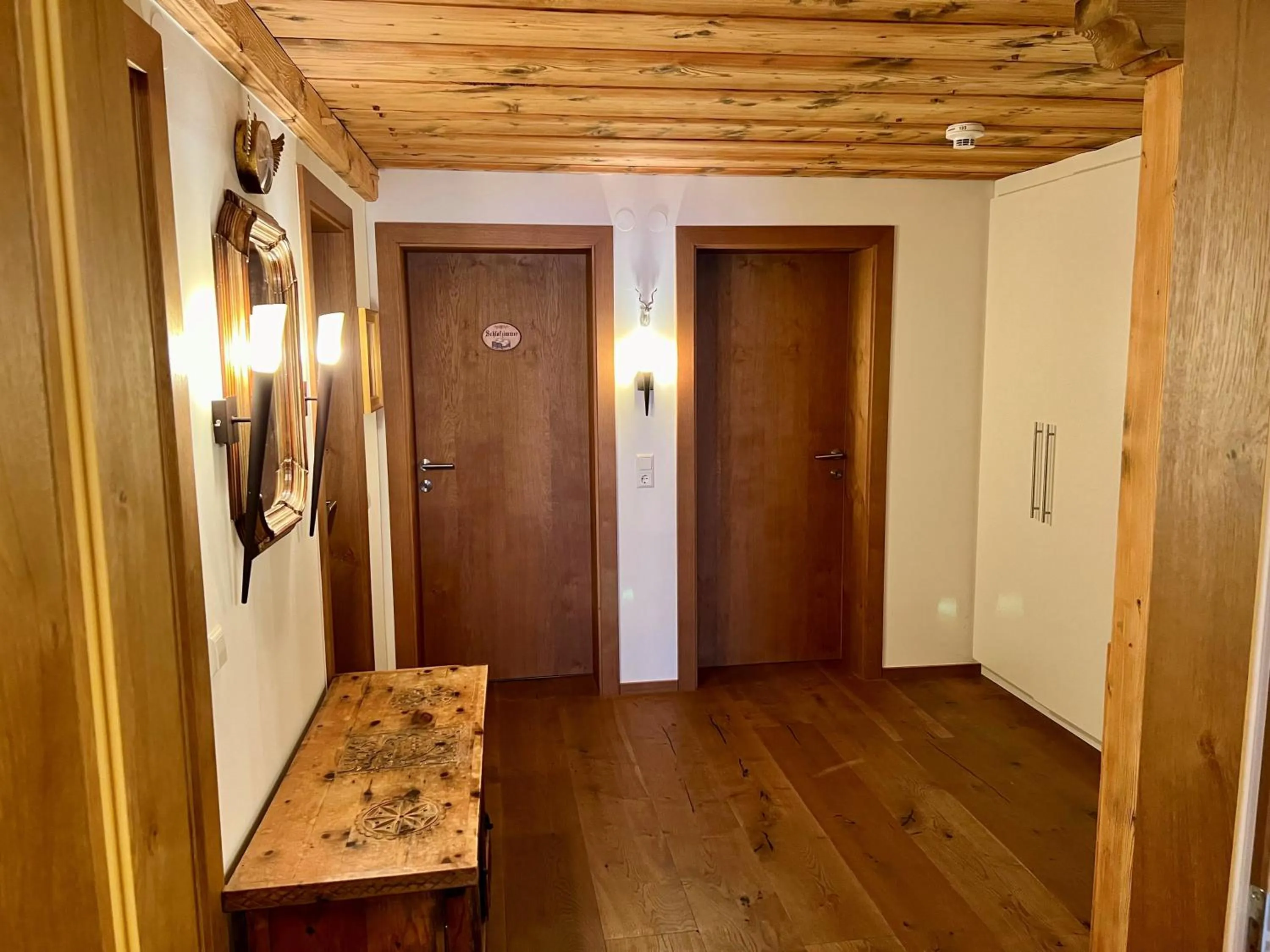 Decorative detail in Andi's Skihotel