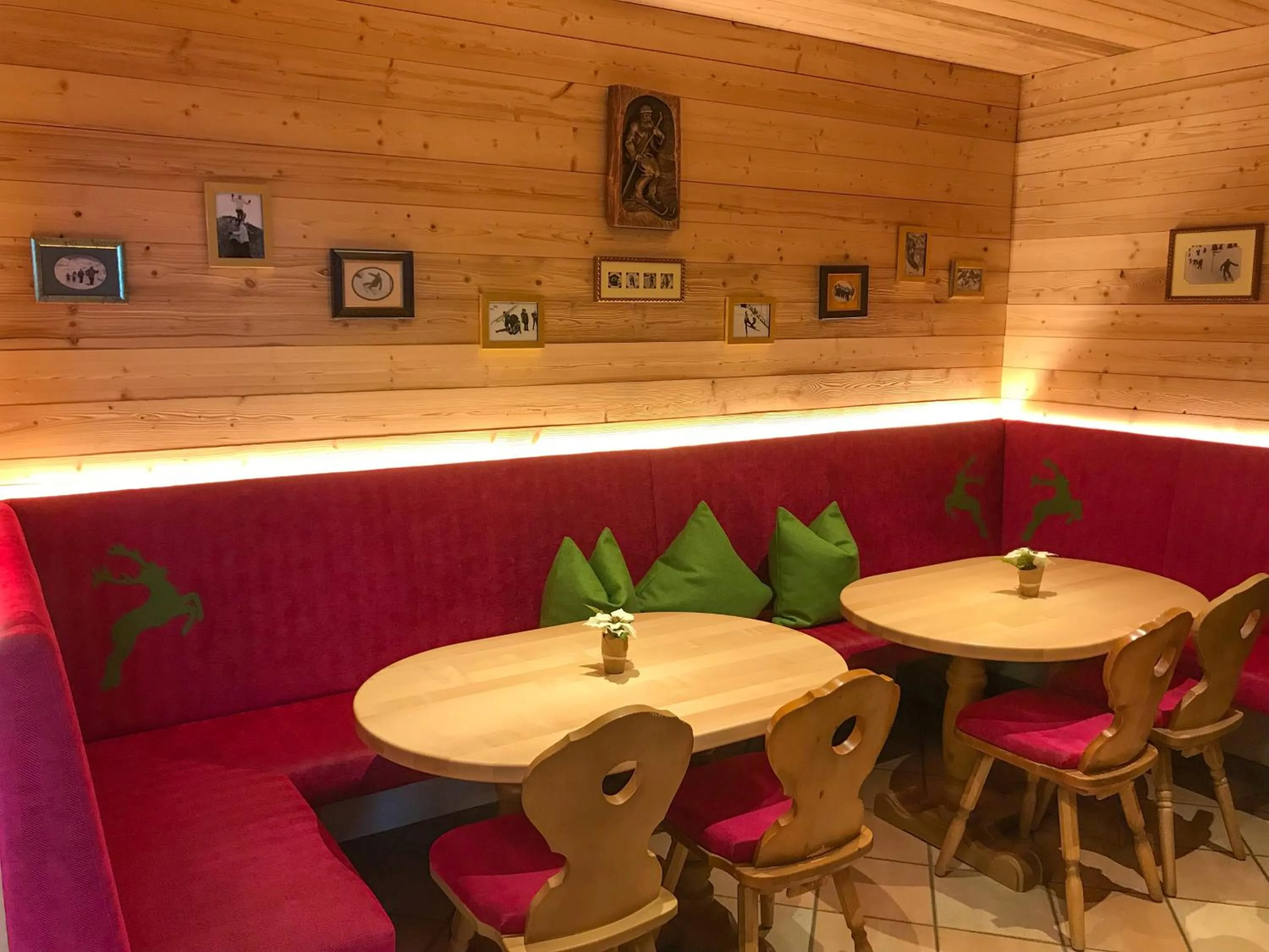Restaurant/places to eat in Andi's Skihotel