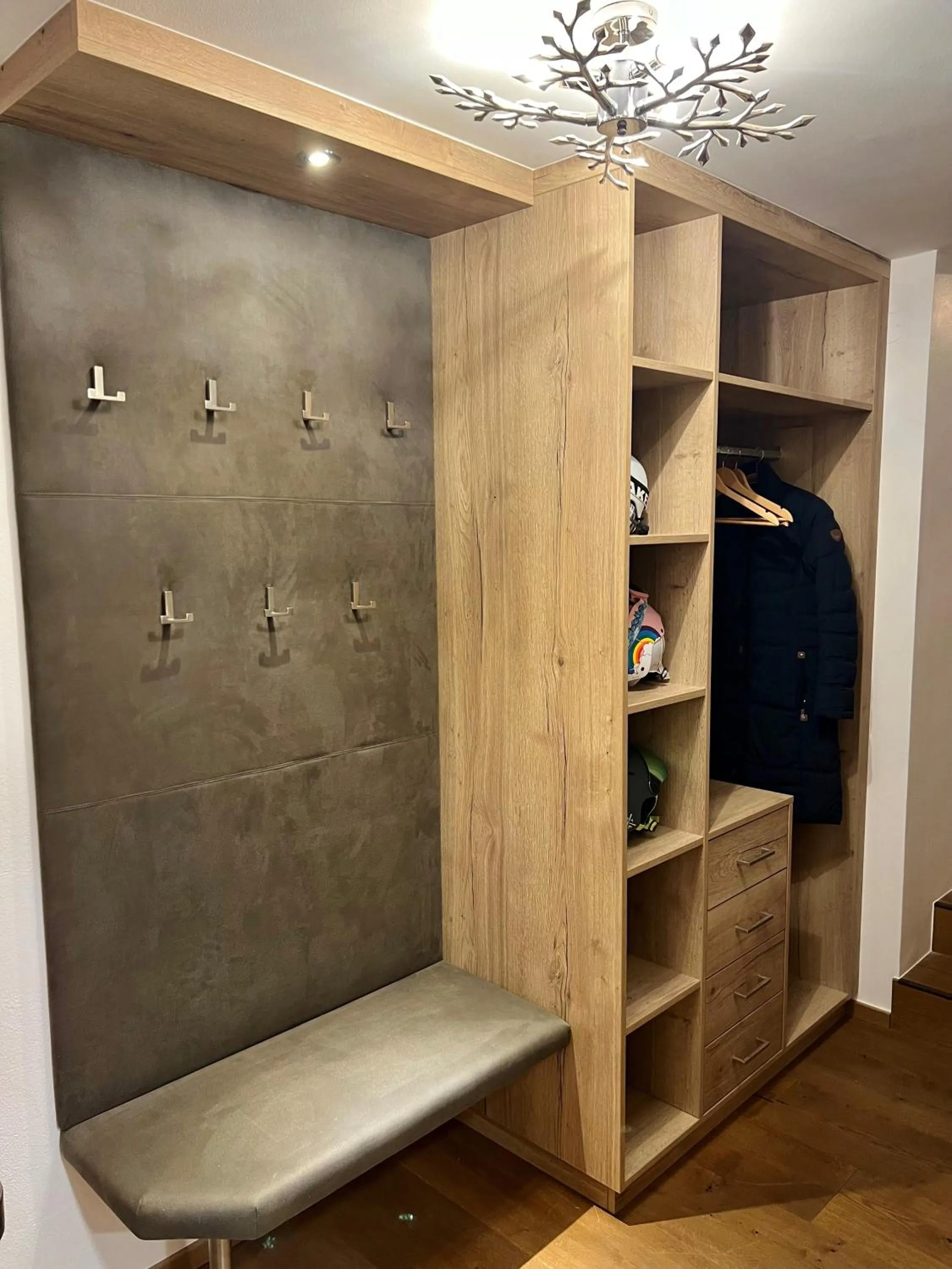 Facade/entrance in Andi's Skihotel