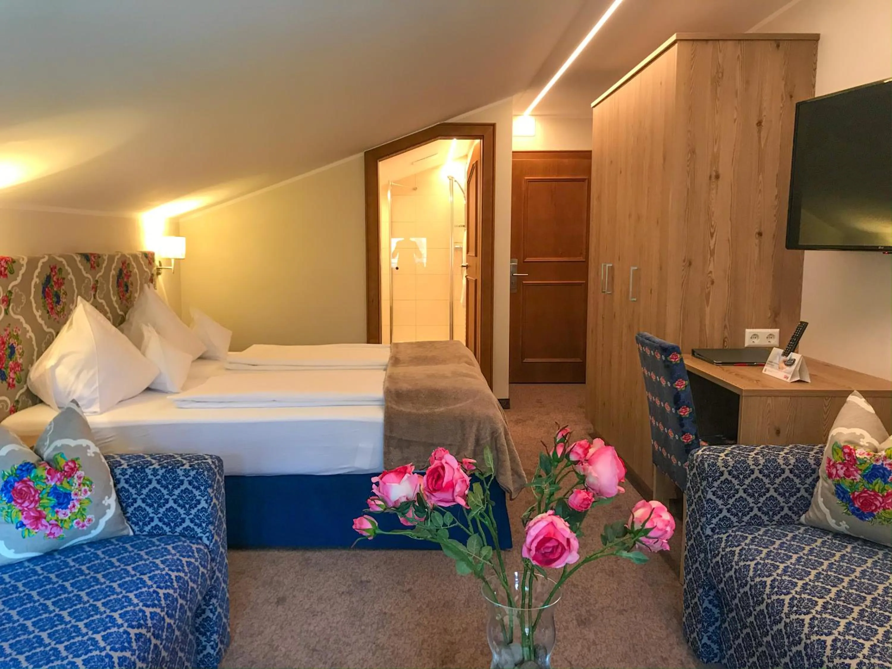 Bed in Andi's Skihotel