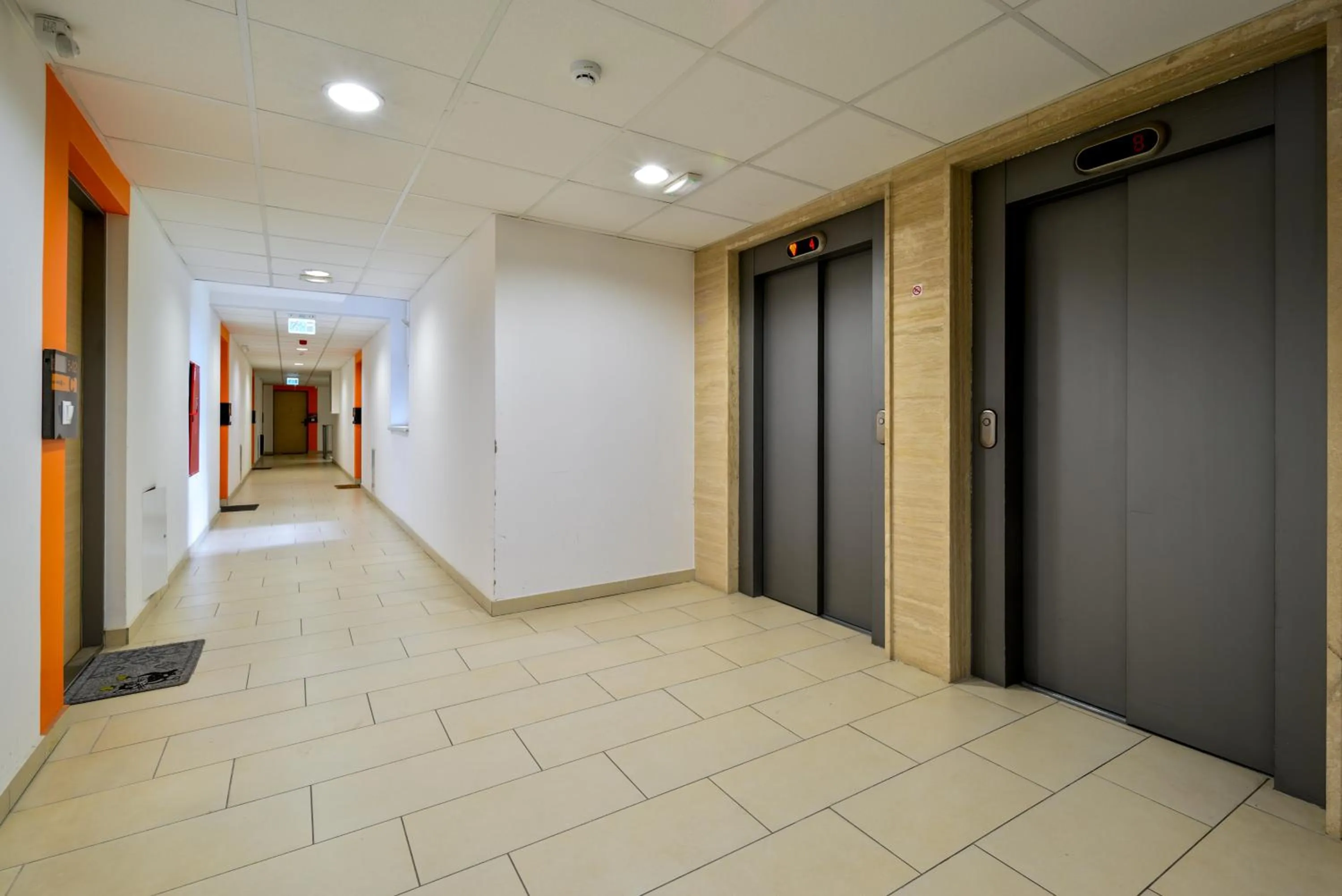 Sun Resort Residential Suite-Free Parking Garage same building