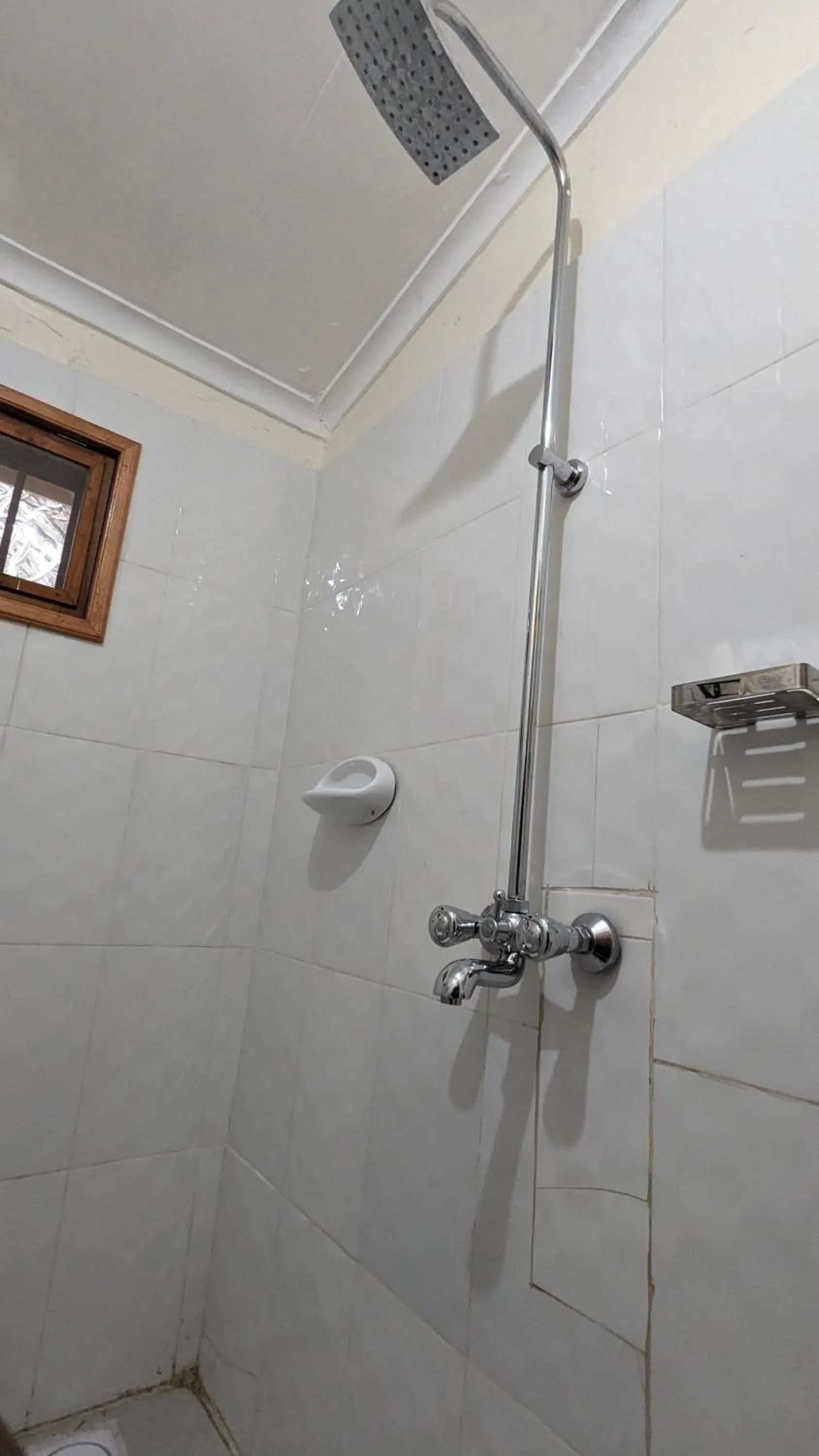 Shower in JACARANDA HOMESTAY