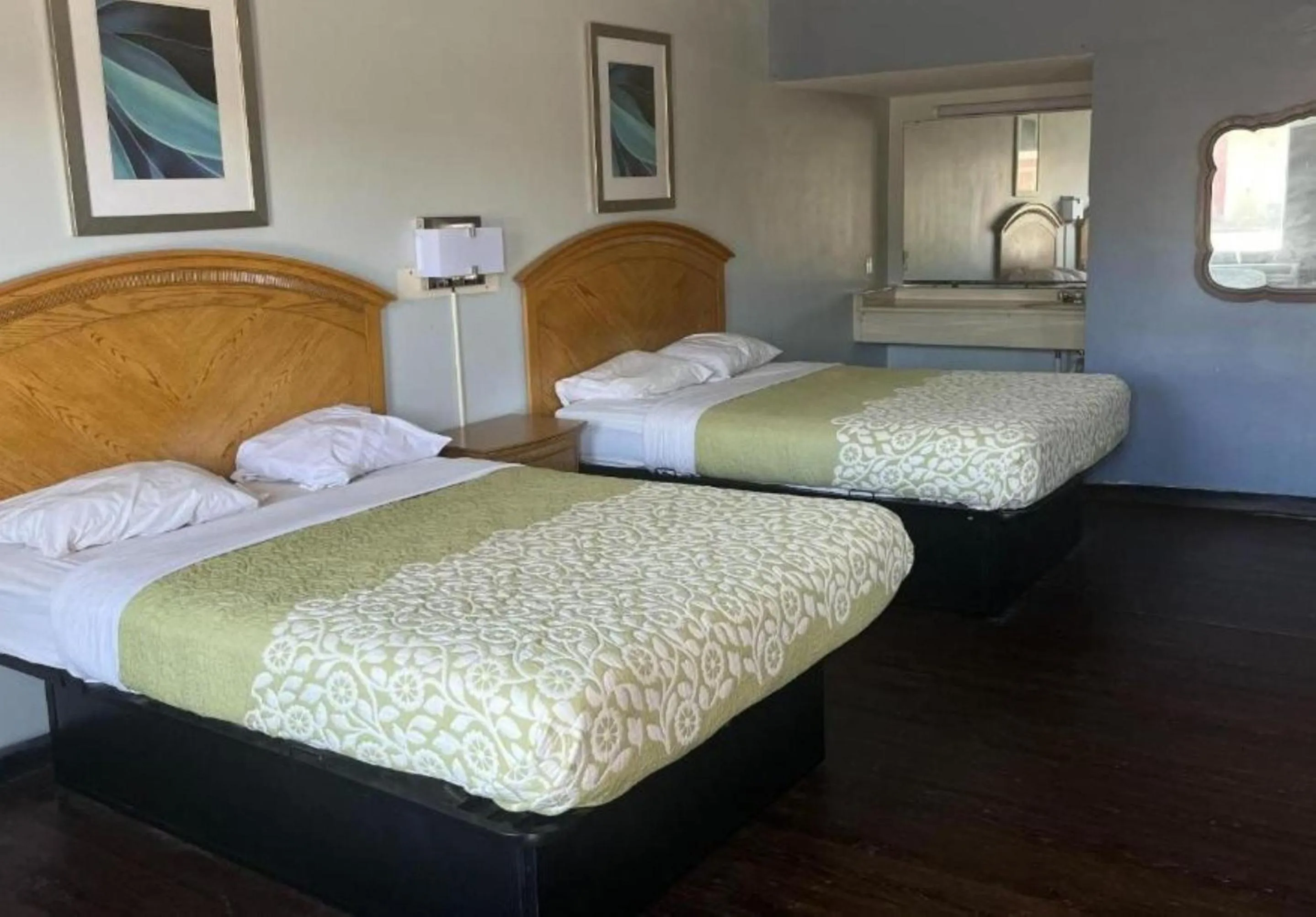 Bedroom, Bed in Washington Motel by OYO