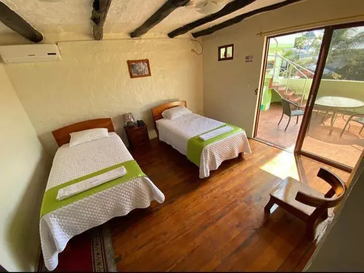 Double or Twin Room - single occupancy in Hostal Casa Edén Double or Twin Room - single occupancy in Hostal Casa Edén