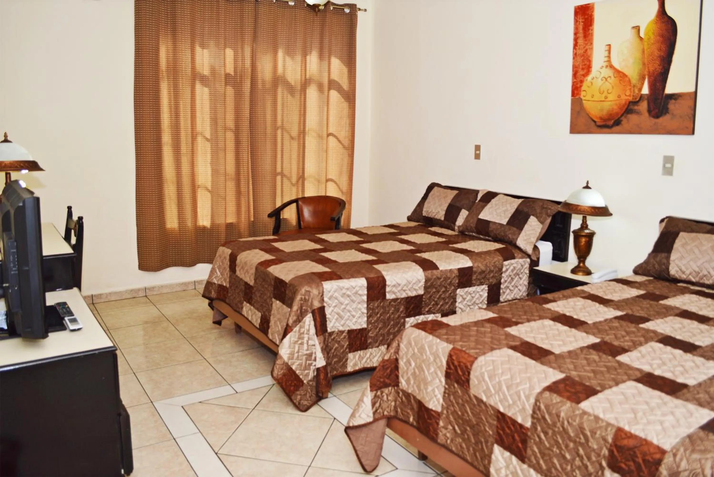Standard  Room - single occupancy in Hotel Tropico Inn