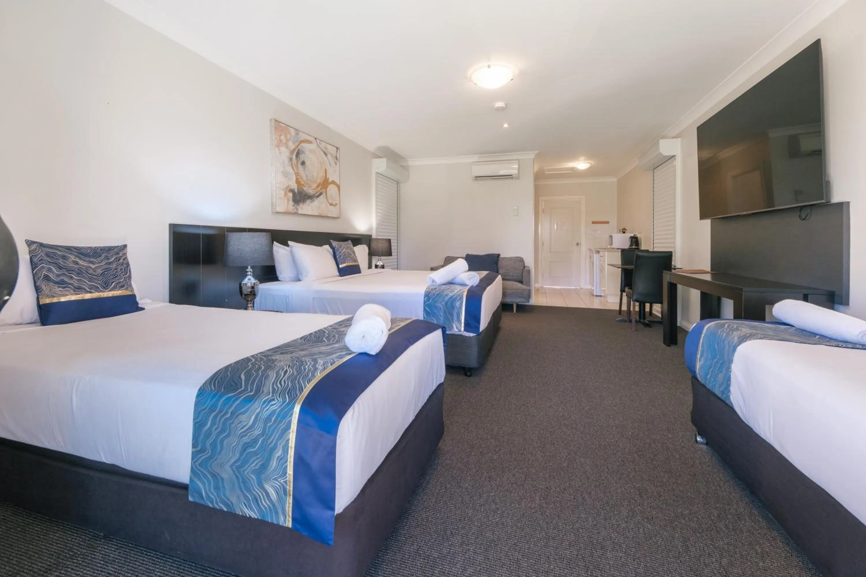 Bed in Stockmans Motel