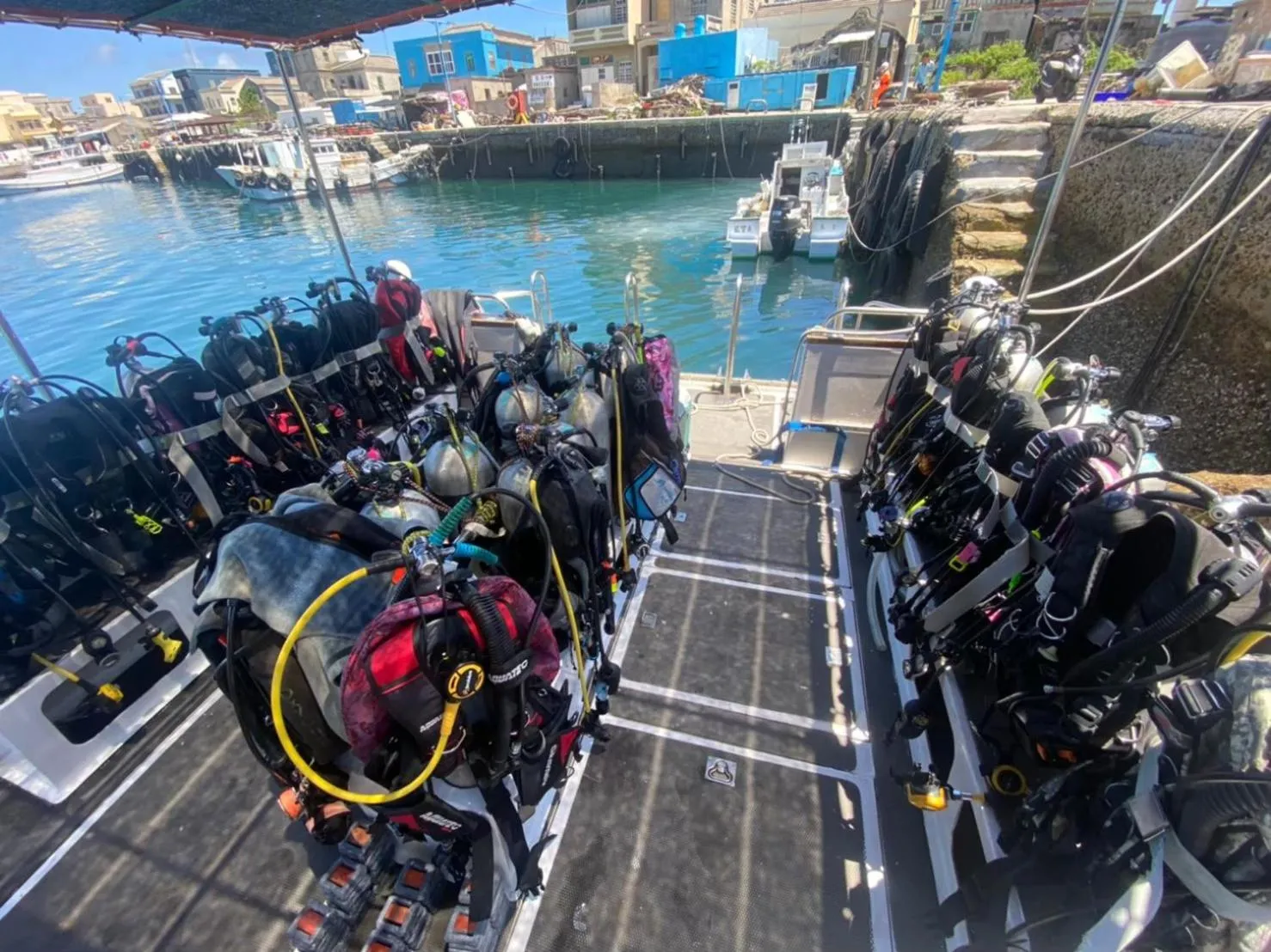 Diving in Deep Blue 23 B&B