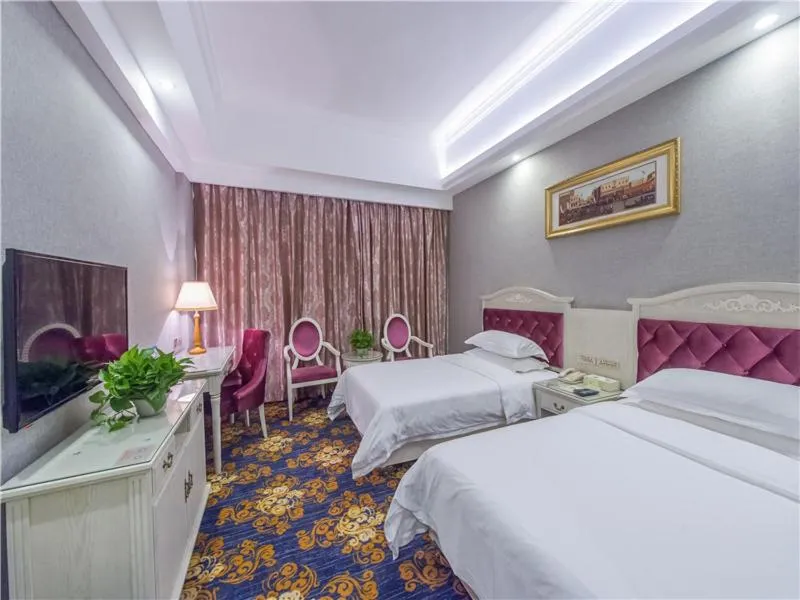 Bed in Vienna Hotel Guilin ShiFu Branch