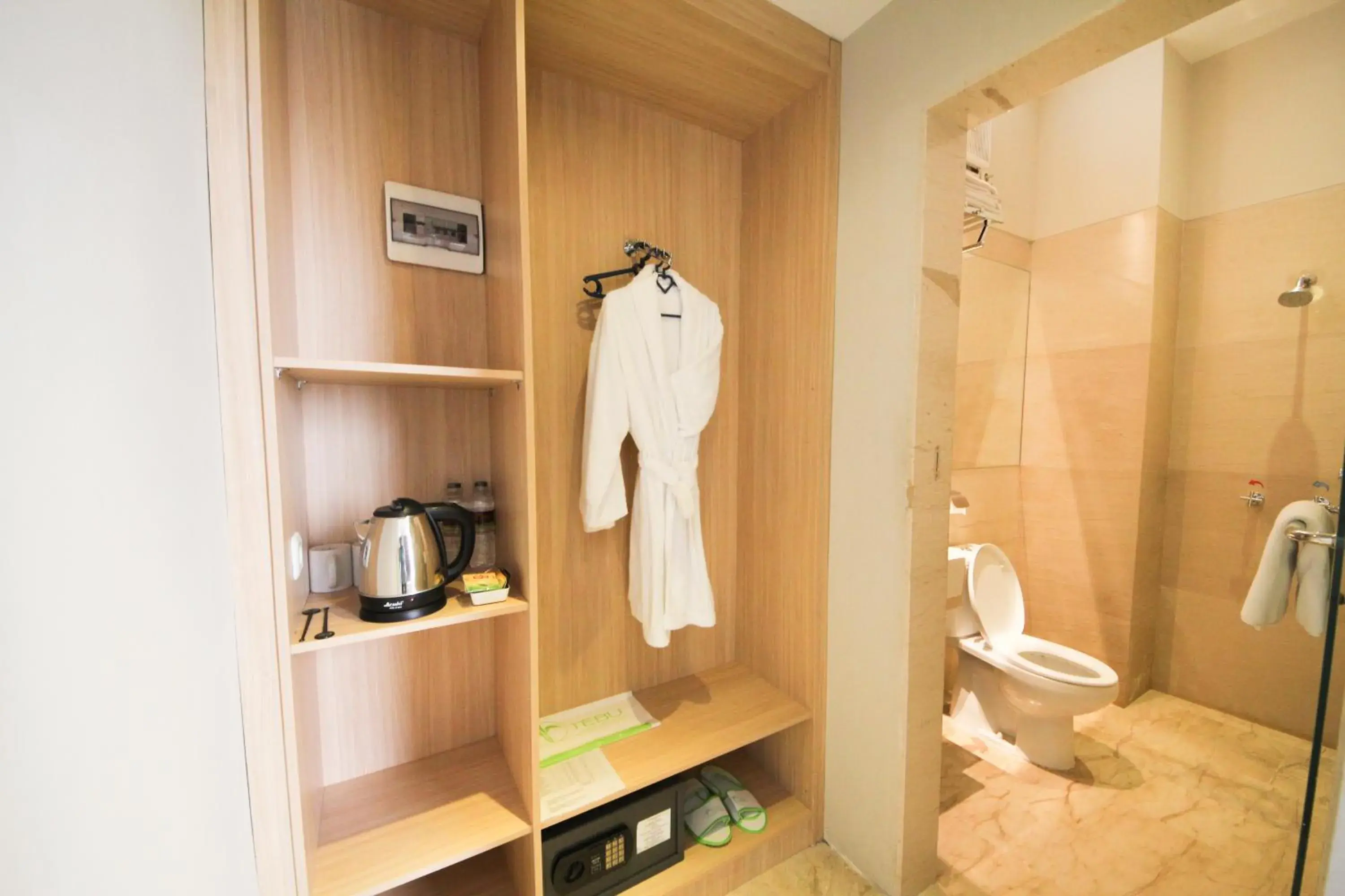 Shower, Bathroom in Tebu Hotel Bandung