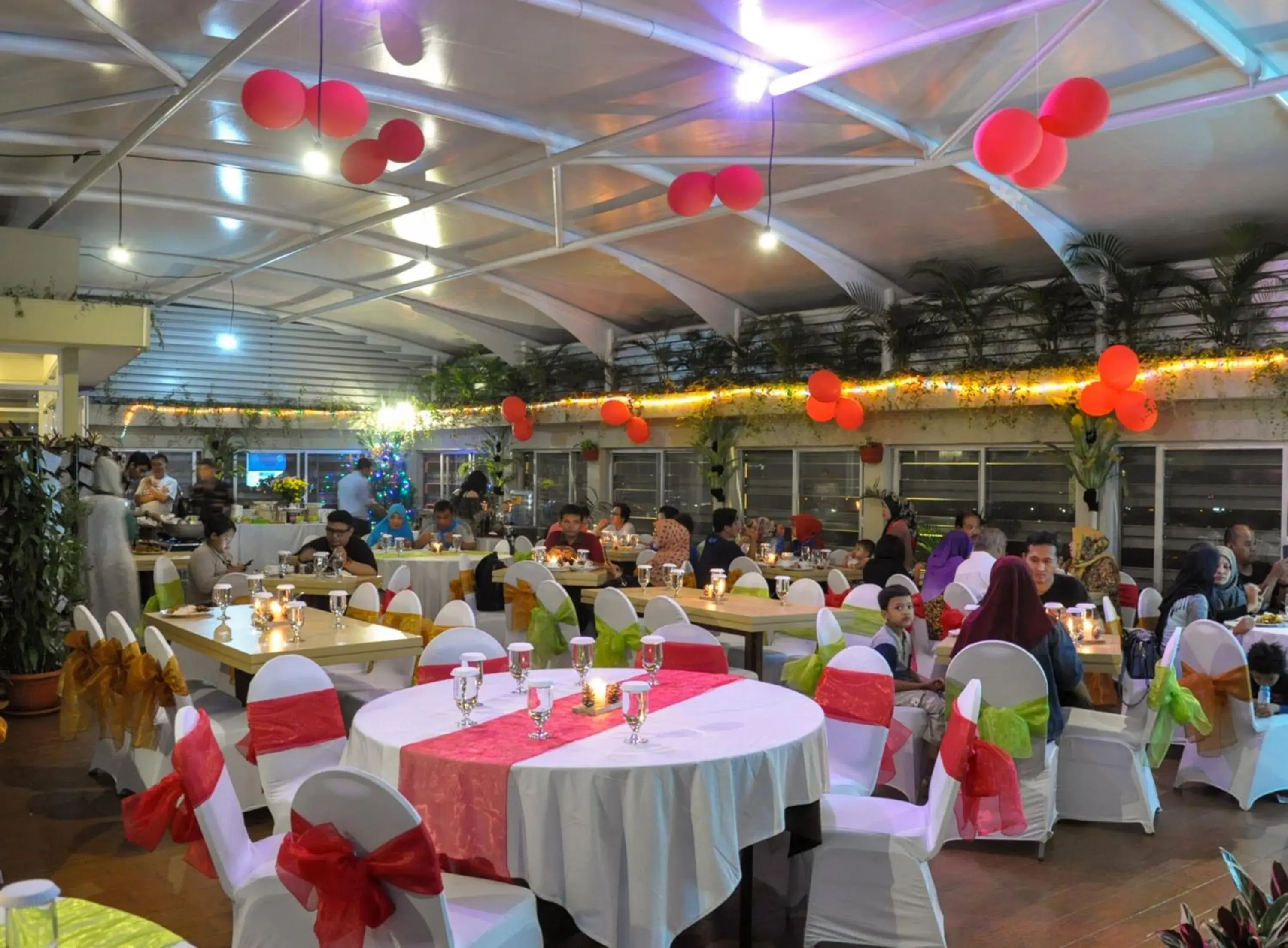 Banquet/Function facilities, Restaurant/Places to Eat in Tebu Hotel Bandung