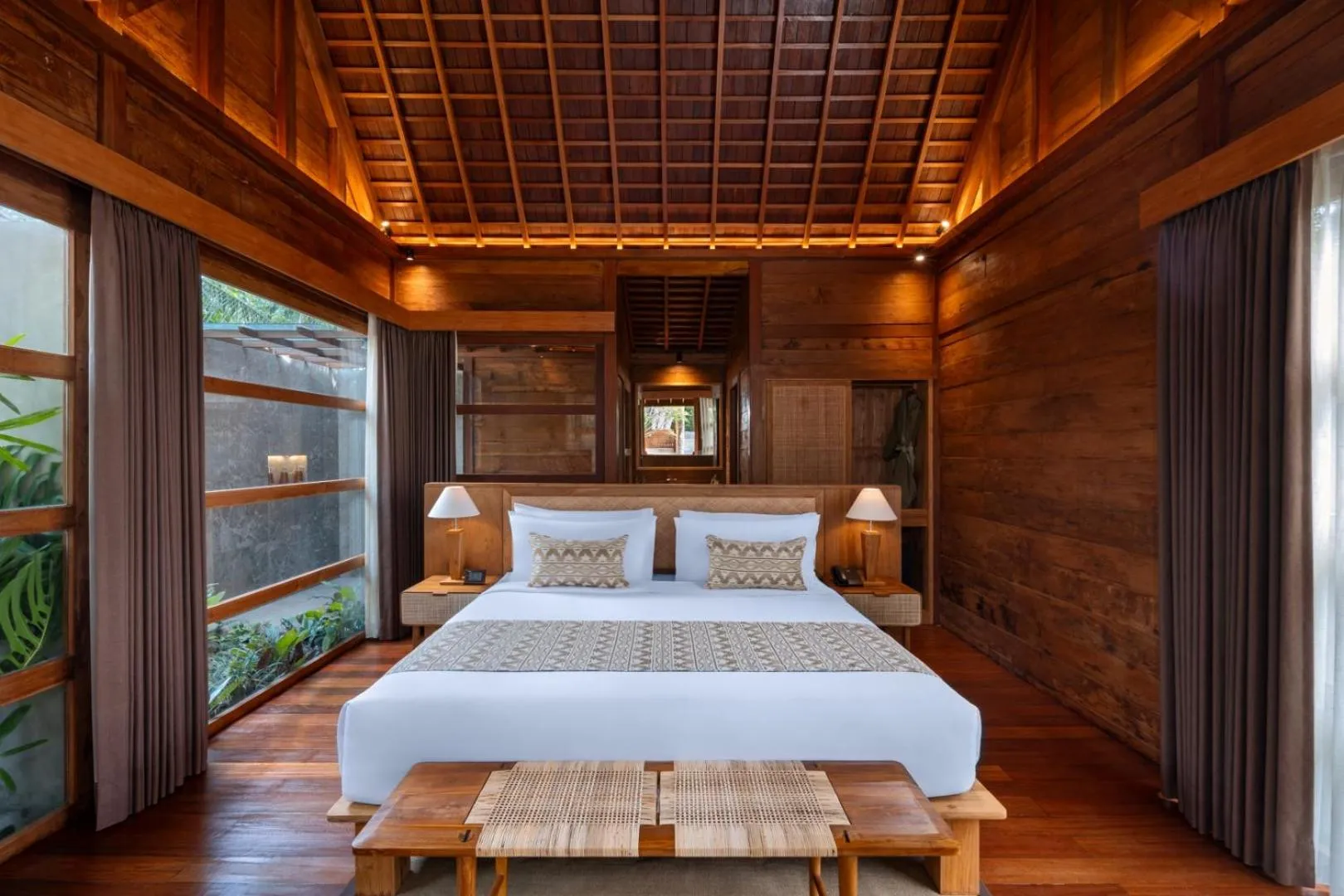 Bed in Unagi Wooden Villas by Emana