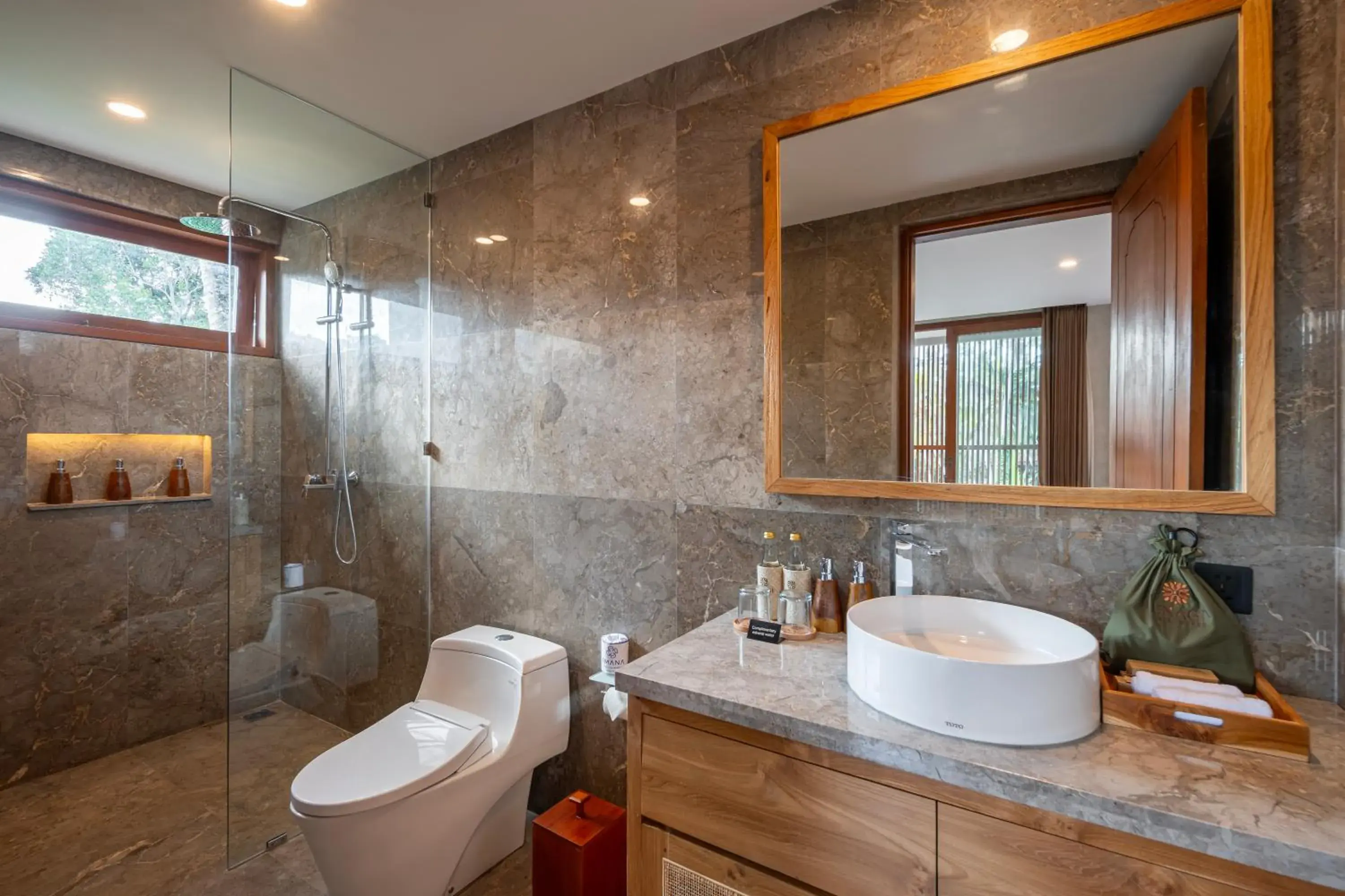 Bathroom in Unagi Wooden Villas by Emana Bathroom in Unagi Wooden Villas by Emana