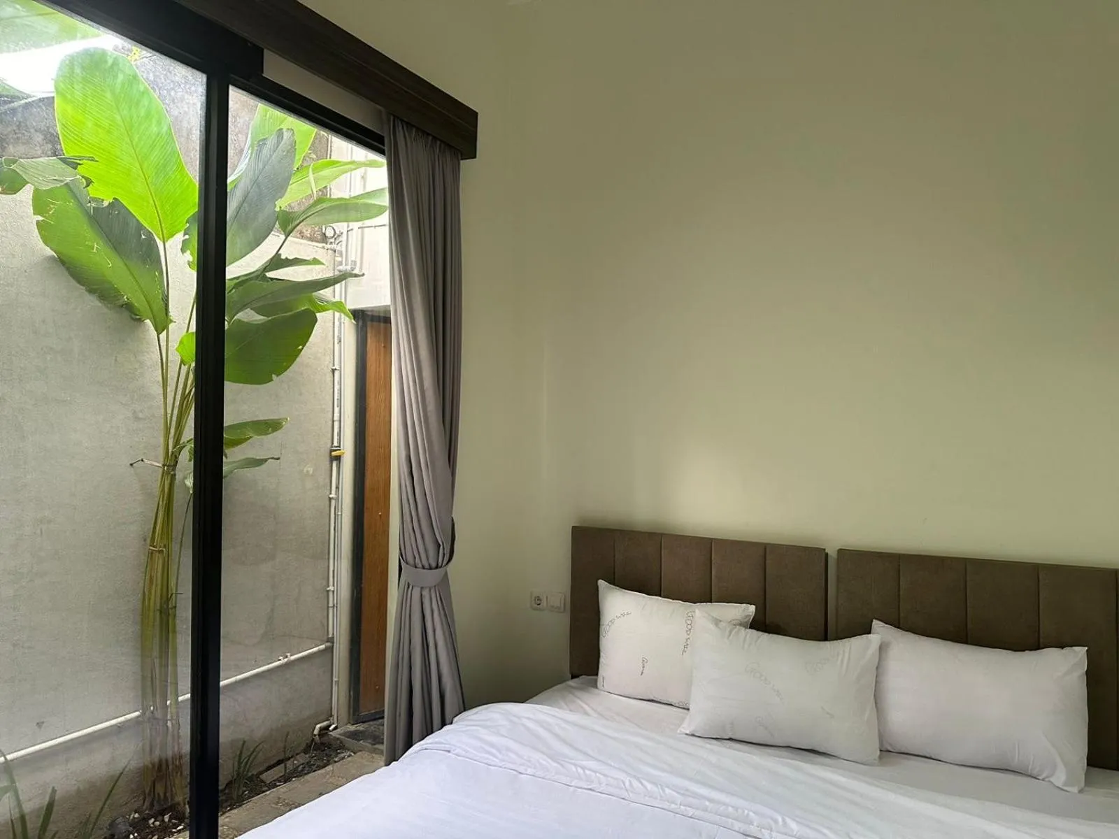 Bedroom, Bed in Nofrah House Syariah Mitra RedDoorz