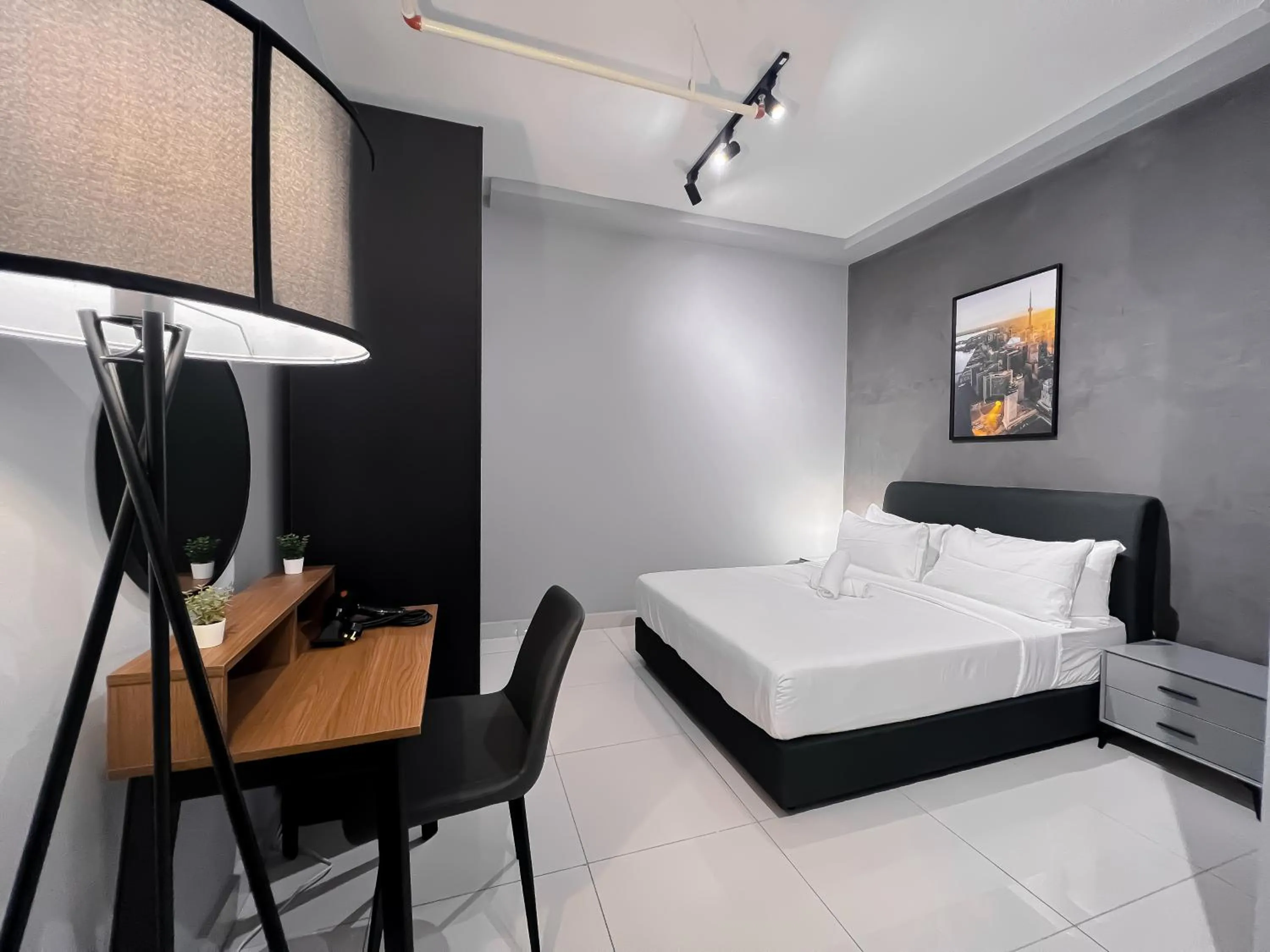 Bed in Edumetro @ Subang Jaya by Manhattan Group