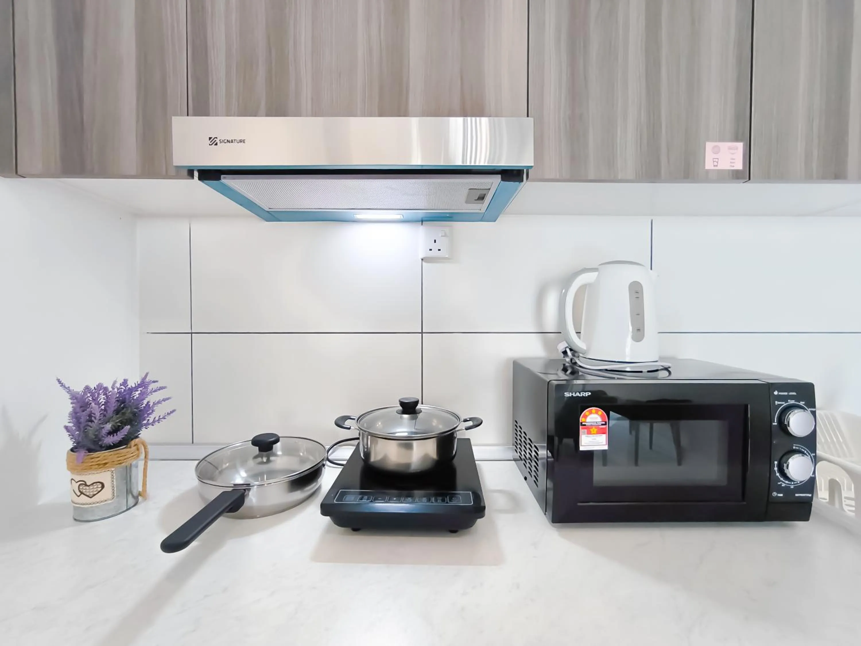 Edumetro @ Subang Jaya by Manhattan Group