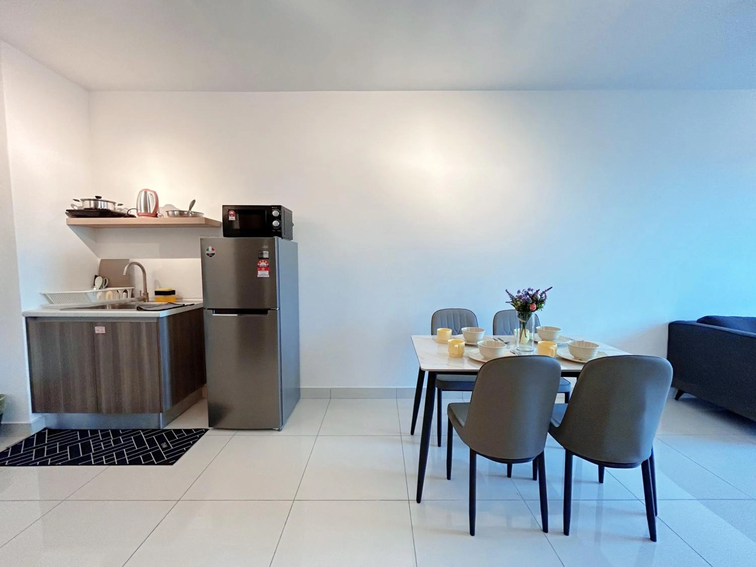 Edumetro @ Subang Jaya by Manhattan Group