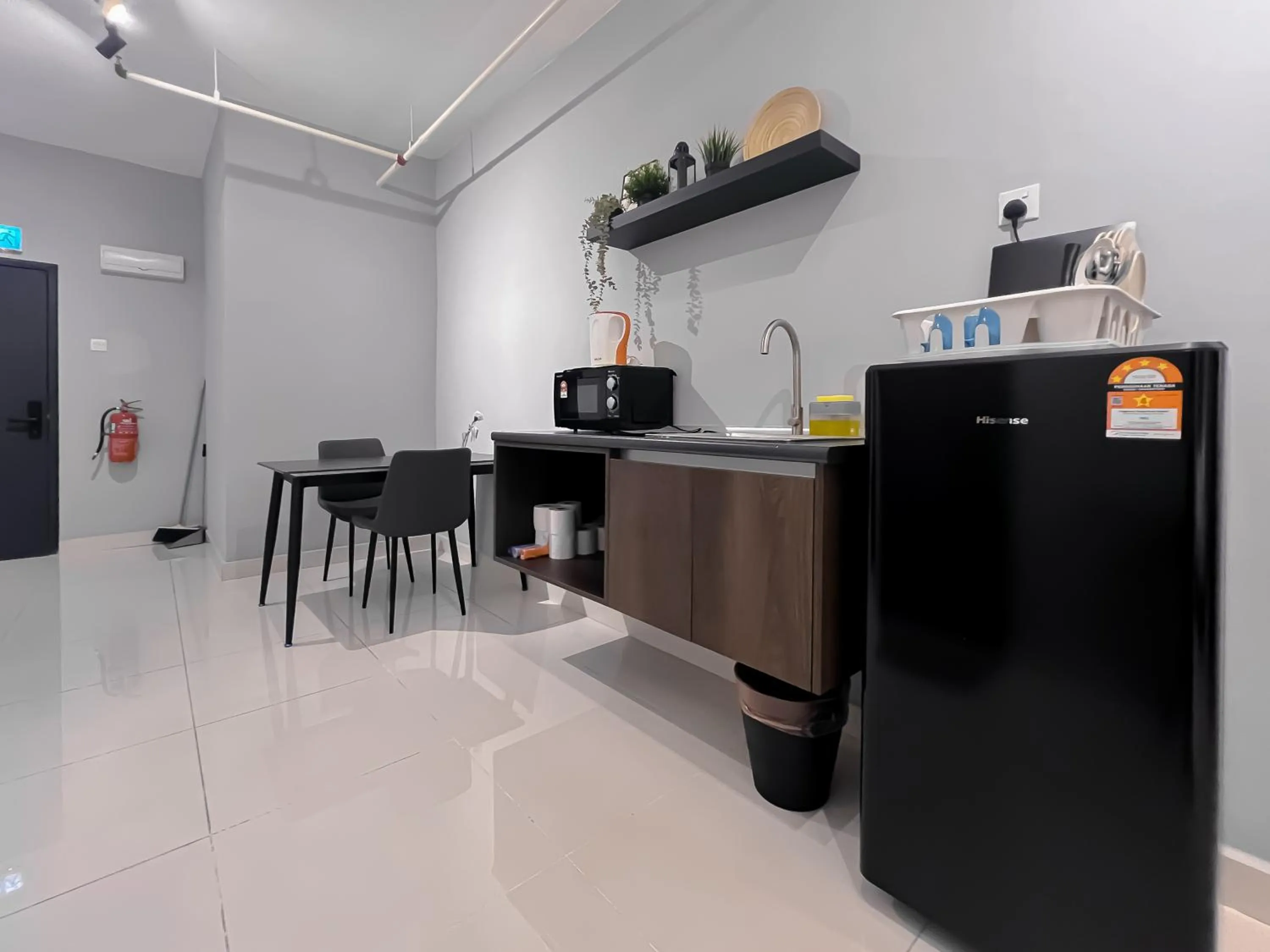 Edumetro @ Subang Jaya by Manhattan Group