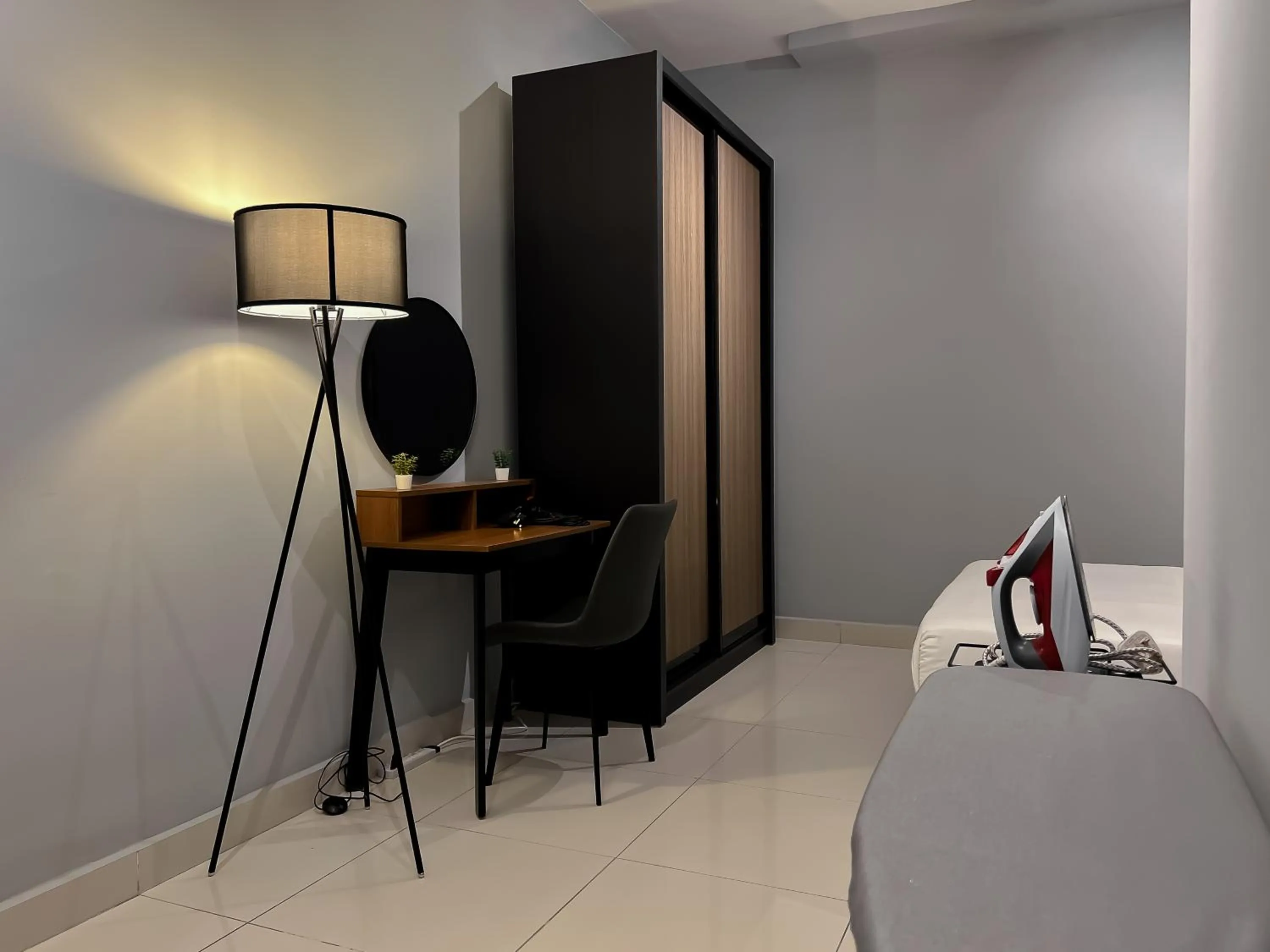 Edumetro @ Subang Jaya by Manhattan Group