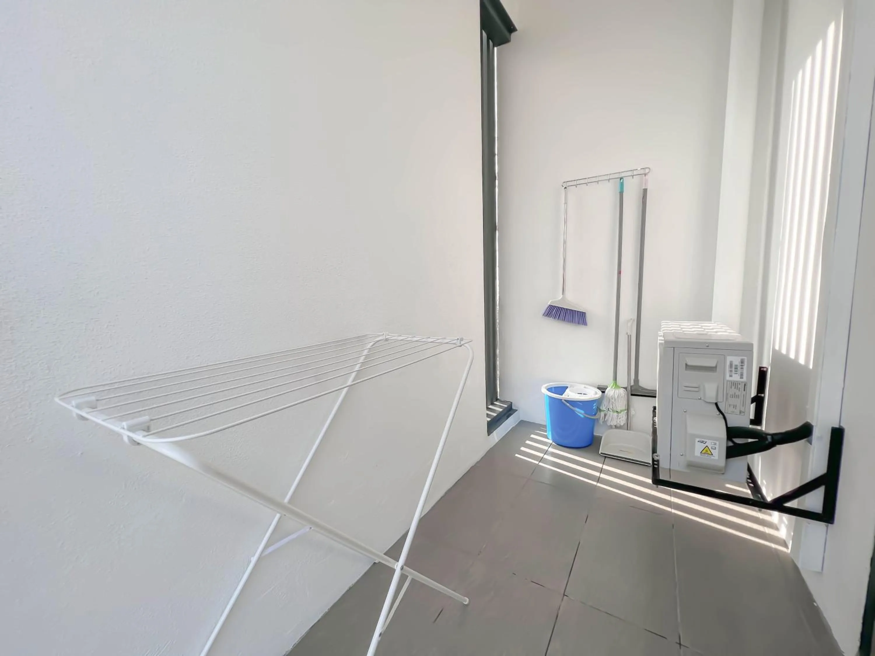 Edumetro @ Subang Jaya by Manhattan Group