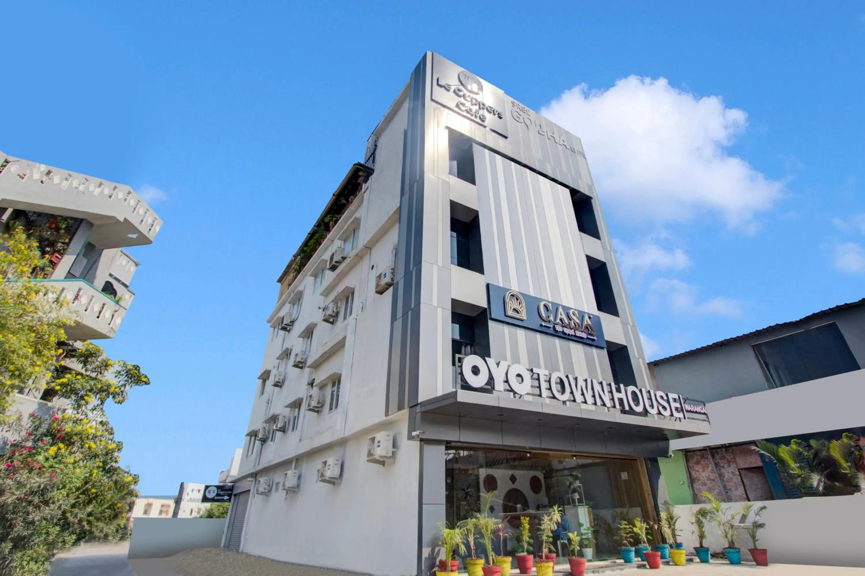 Facade/entrance in Townhouse Casa Grand