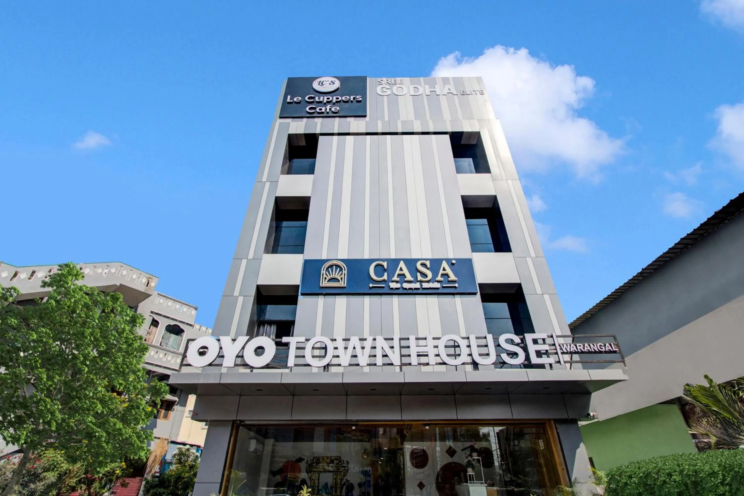 Facade/entrance in Townhouse Casa Grand