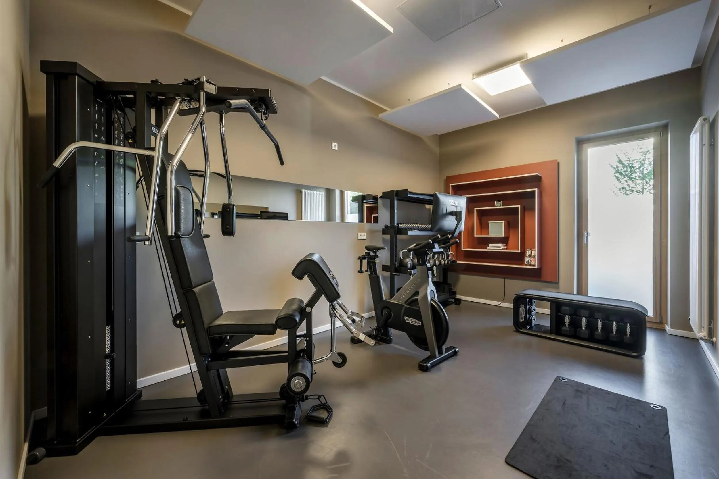 Fitness centre/facilities in Bader Hotel