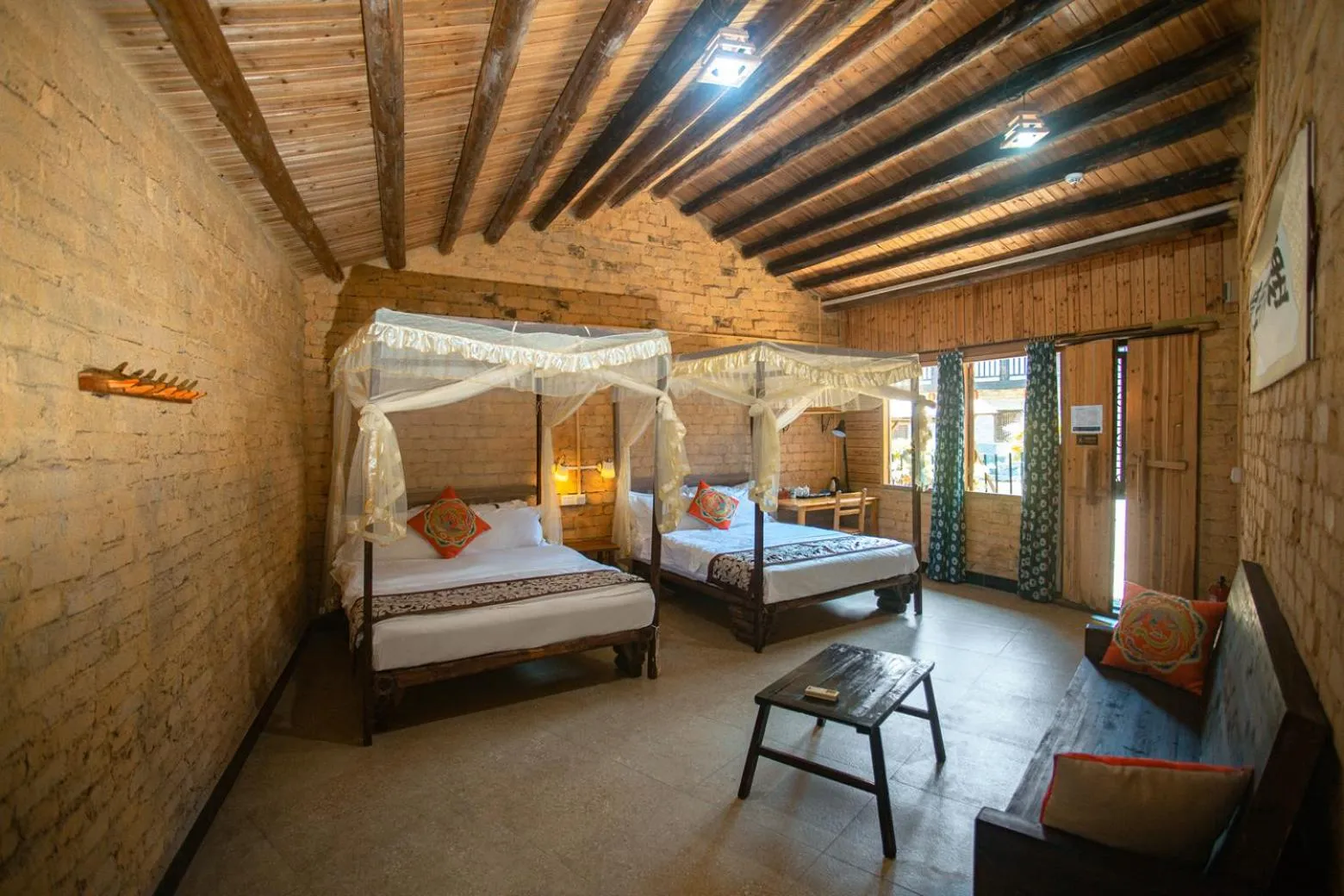 Bed in Yangshuo Loong Old House