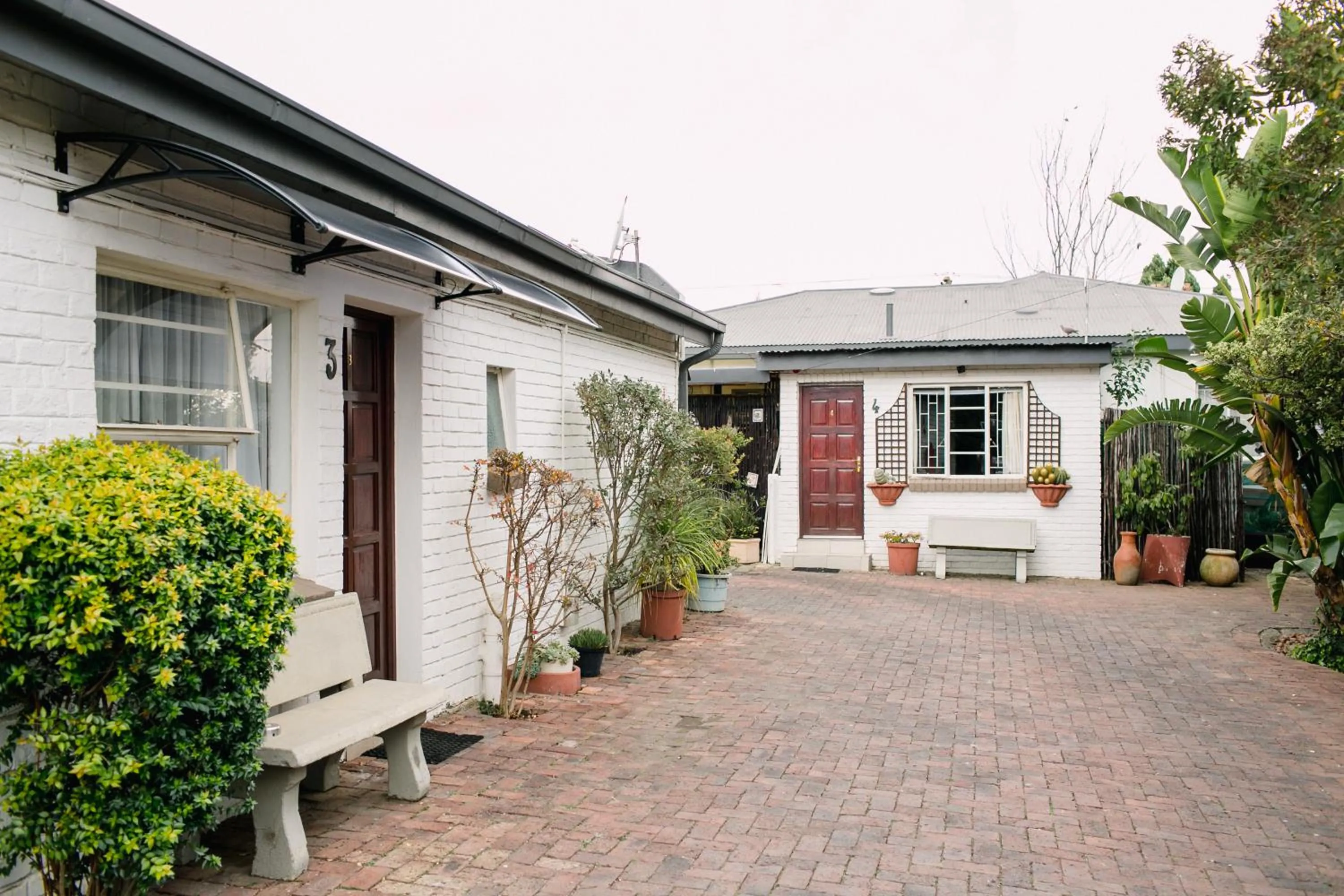 Facade/entrance in Pennylane Guest House