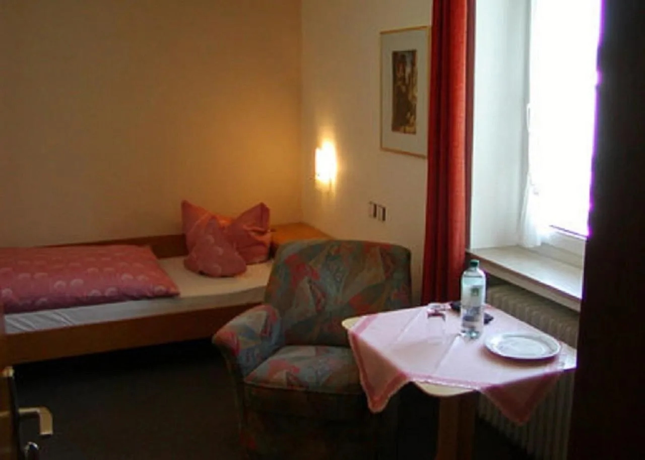 Bedroom, Bed in Kurhotel Eichwaldeck