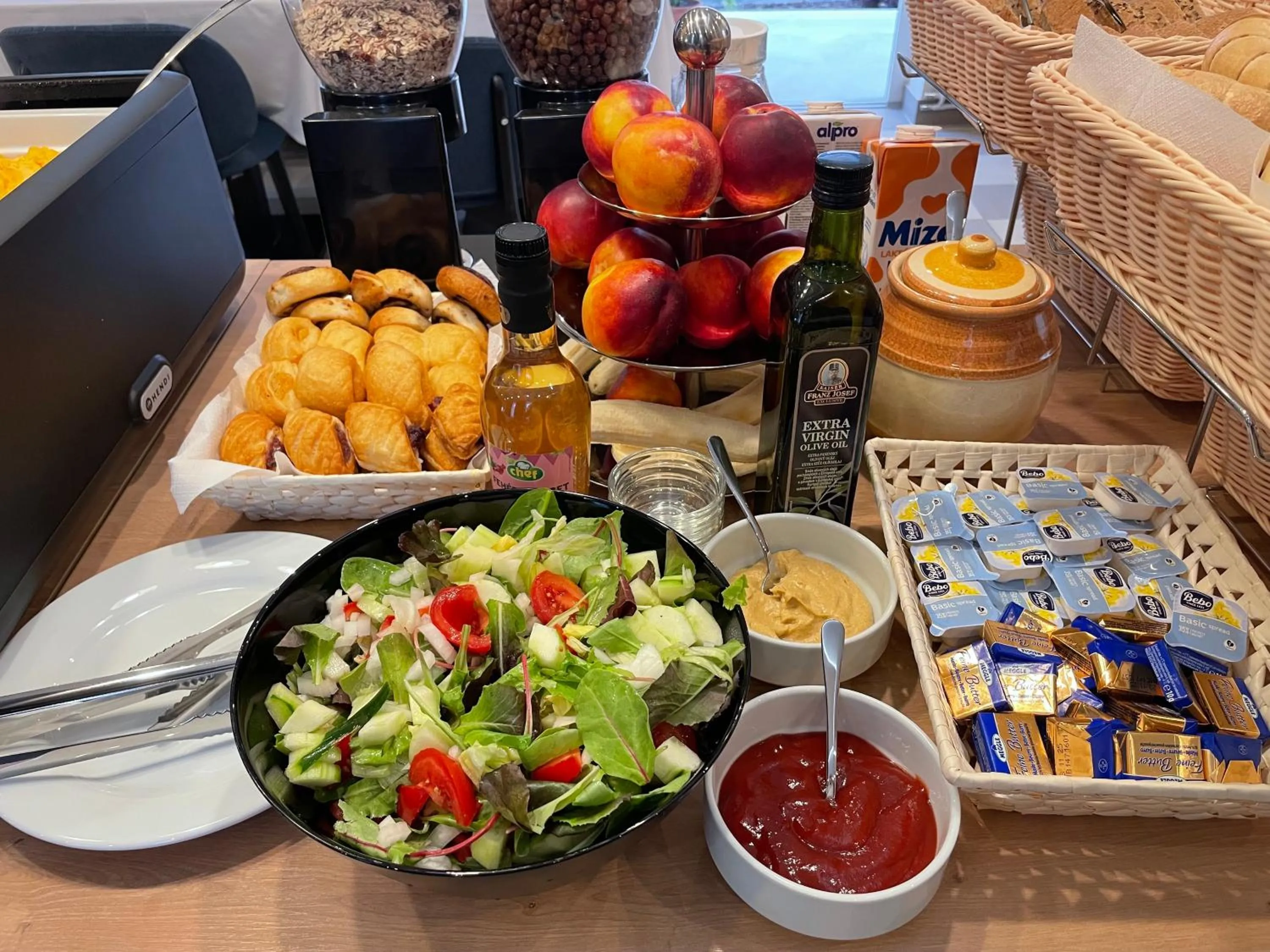 Buffet breakfast in Hotel Merlot