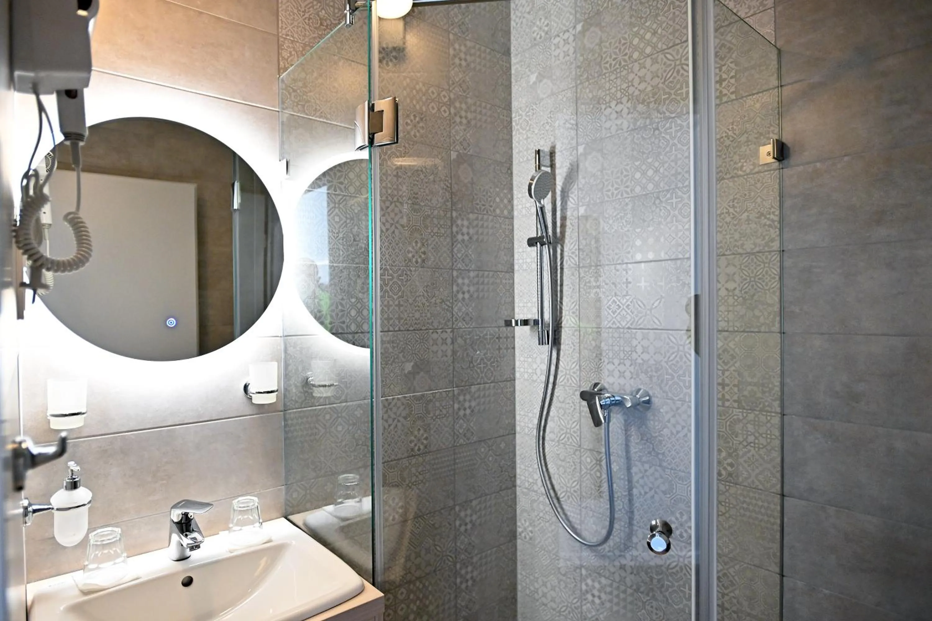 Bathroom in Hotel Merlot