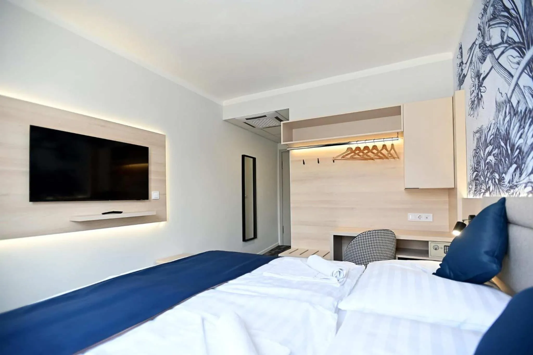 Bed in Hotel Merlot