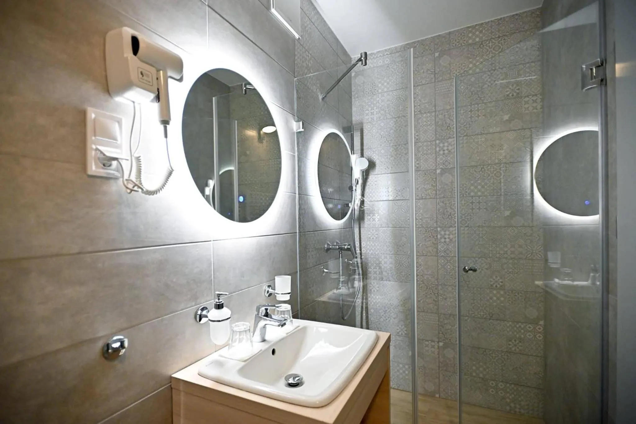 Bathroom in Hotel Merlot