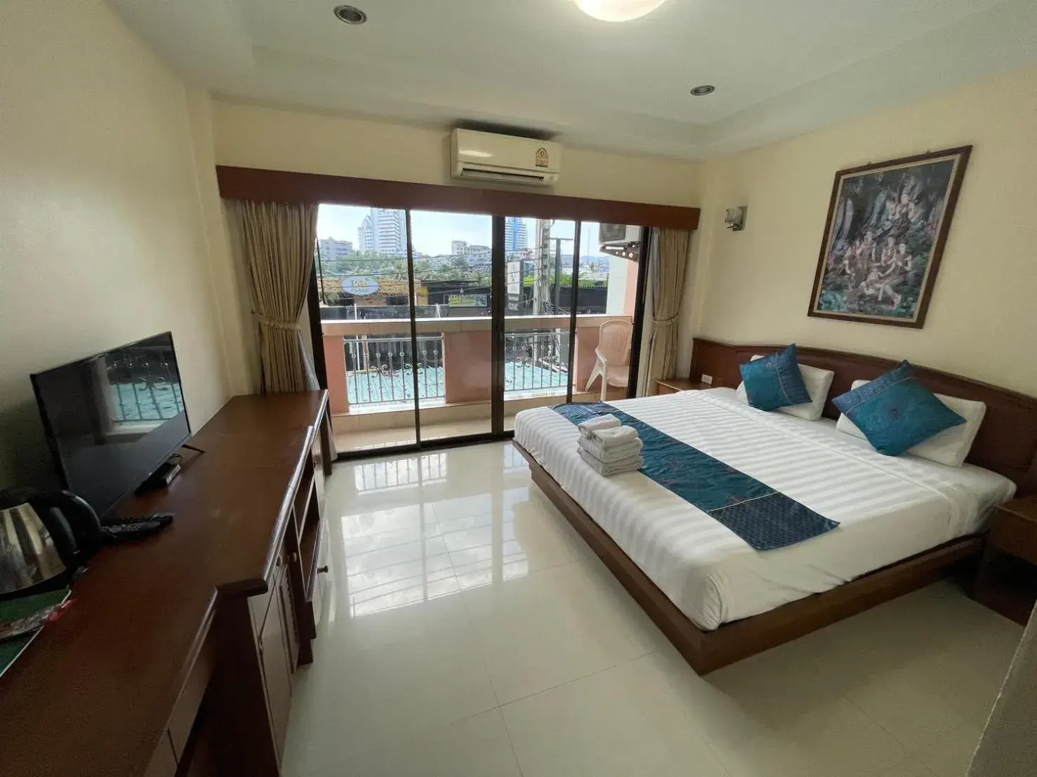 Bed in One World One Home Patong 1 Bed in One World One Home Patong 1