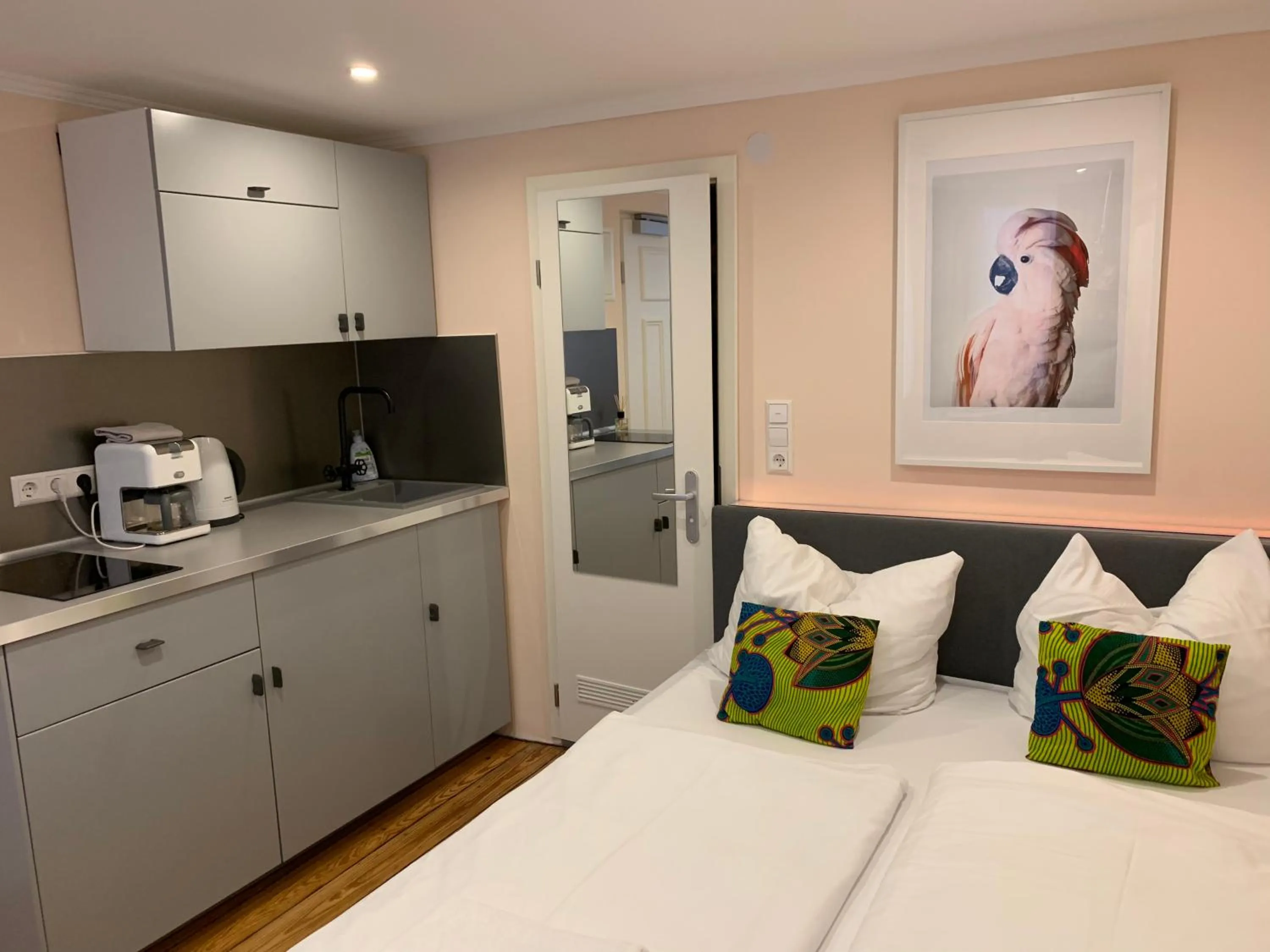 Kitchen or kitchenette, Bed in Apartment Zentral im Herzen der Altstadt