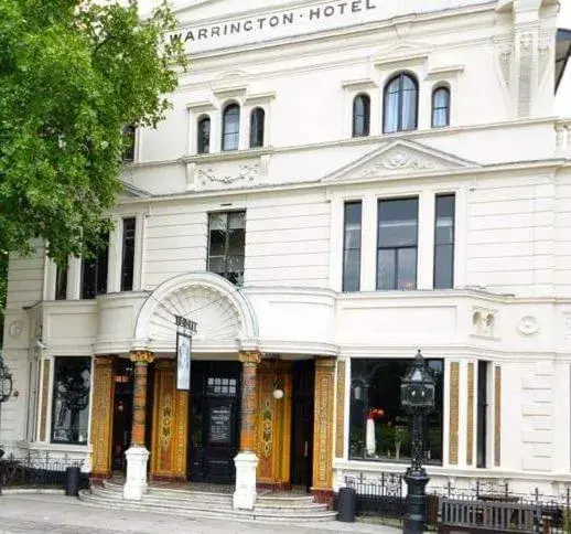 Property Building in The Warrington Hotel