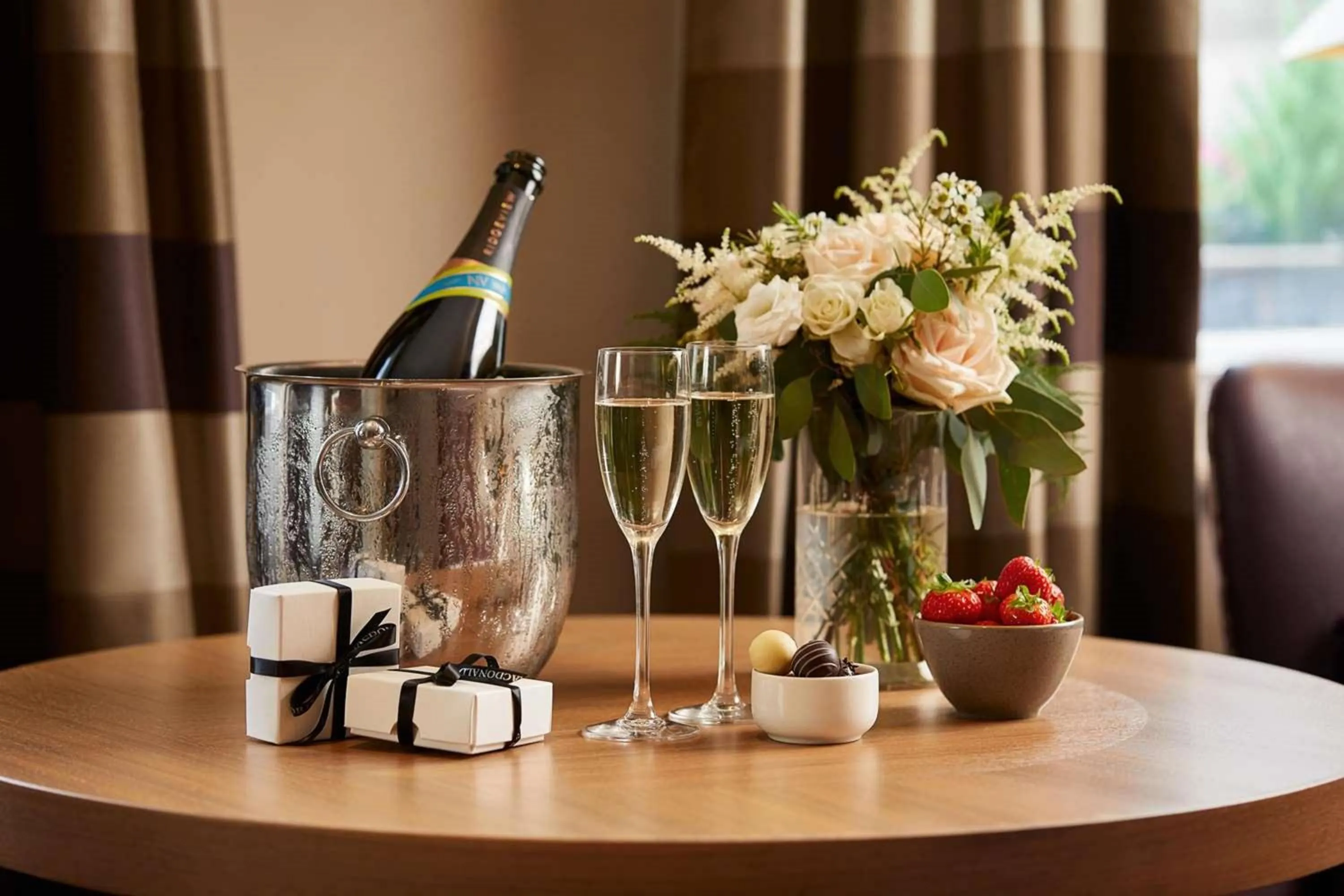 Alcoholic drinks in Macdonald Houstoun House