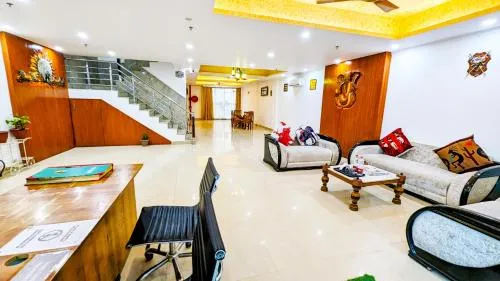 Mauryan Signature hotel Near Yashobhoomi