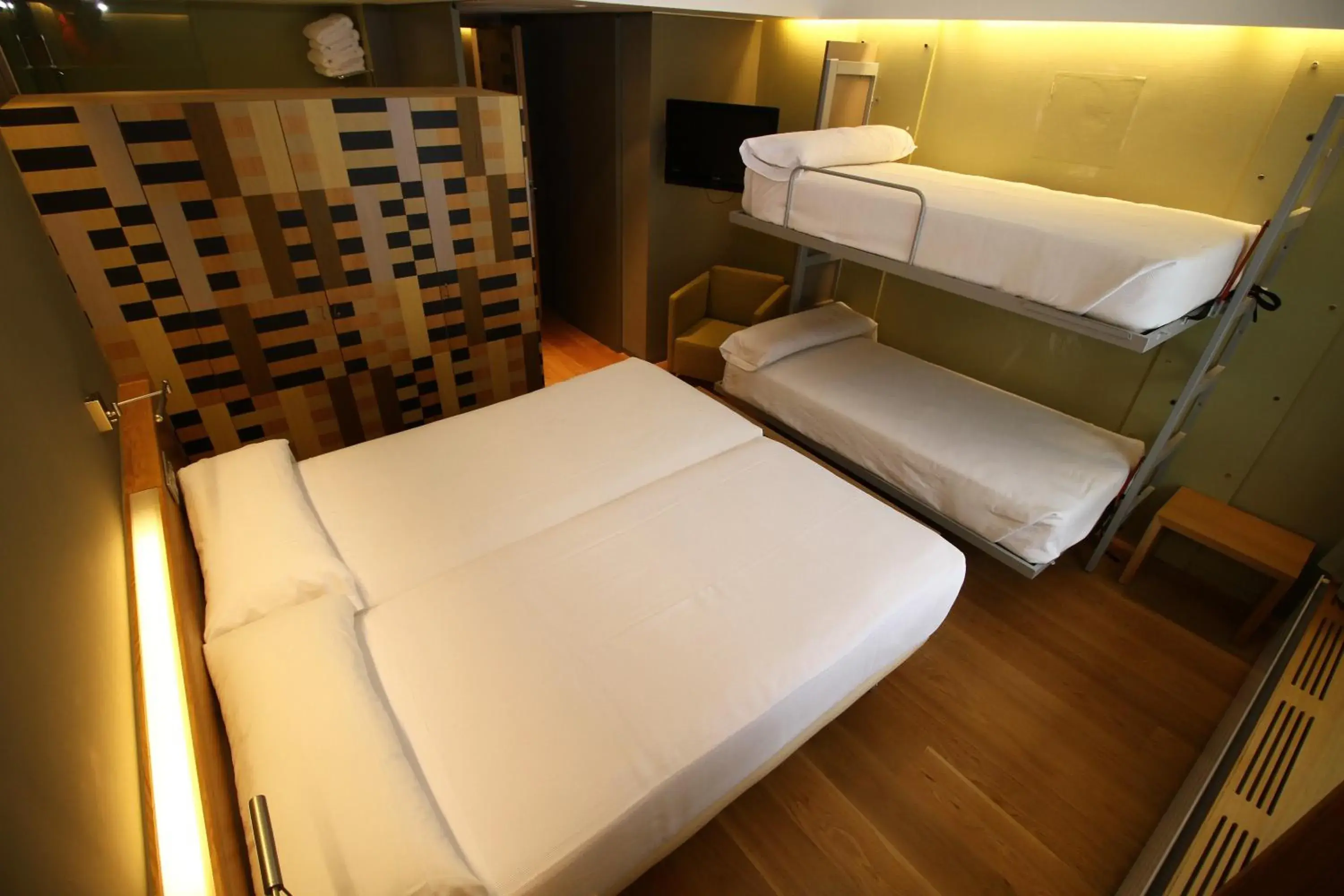 Photo of the whole room, Bed in Hotel Continental Balneario de Panticosa Photo of the whole room, Bed in Hotel Continental Balneario de Panticosa